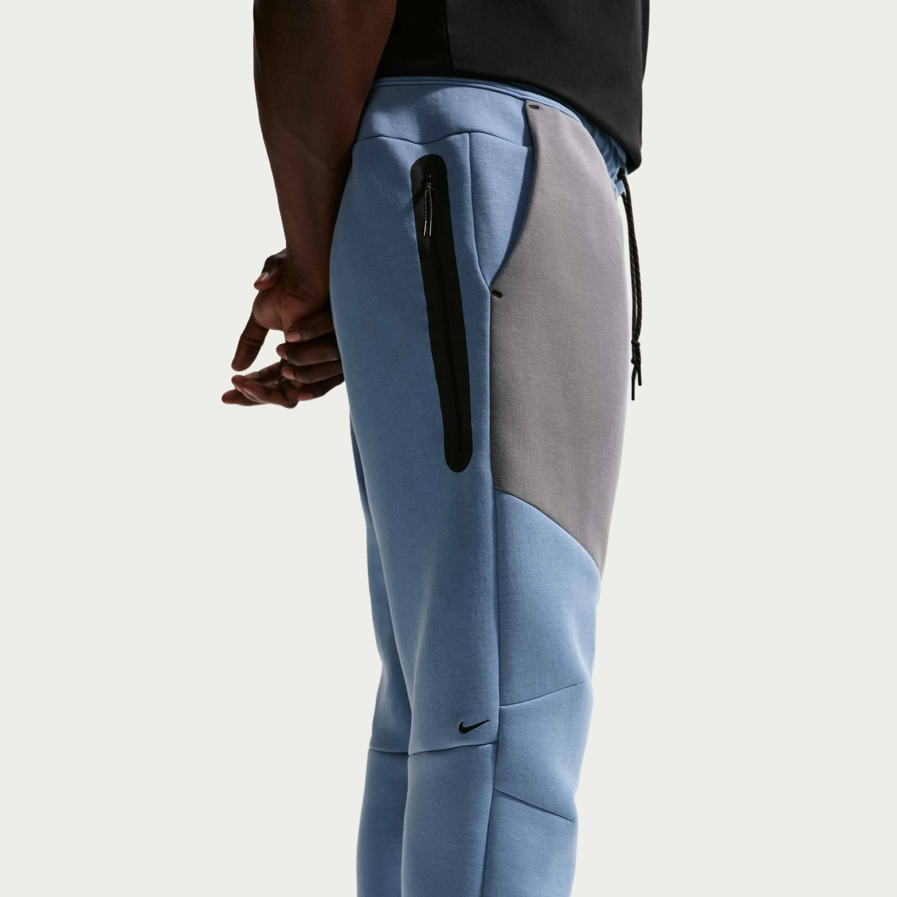 Nike Tech image number 7