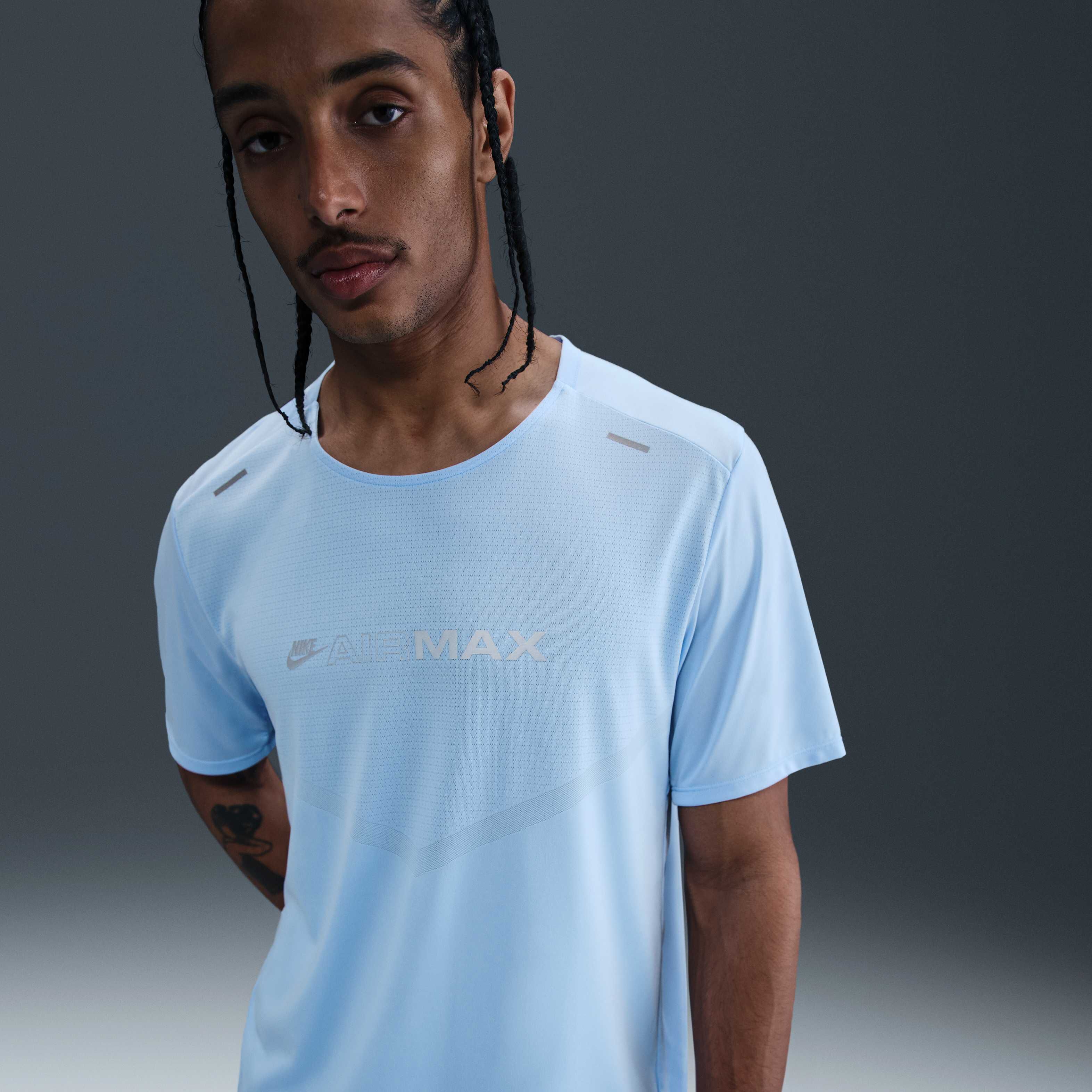 اير ماكس image number 0