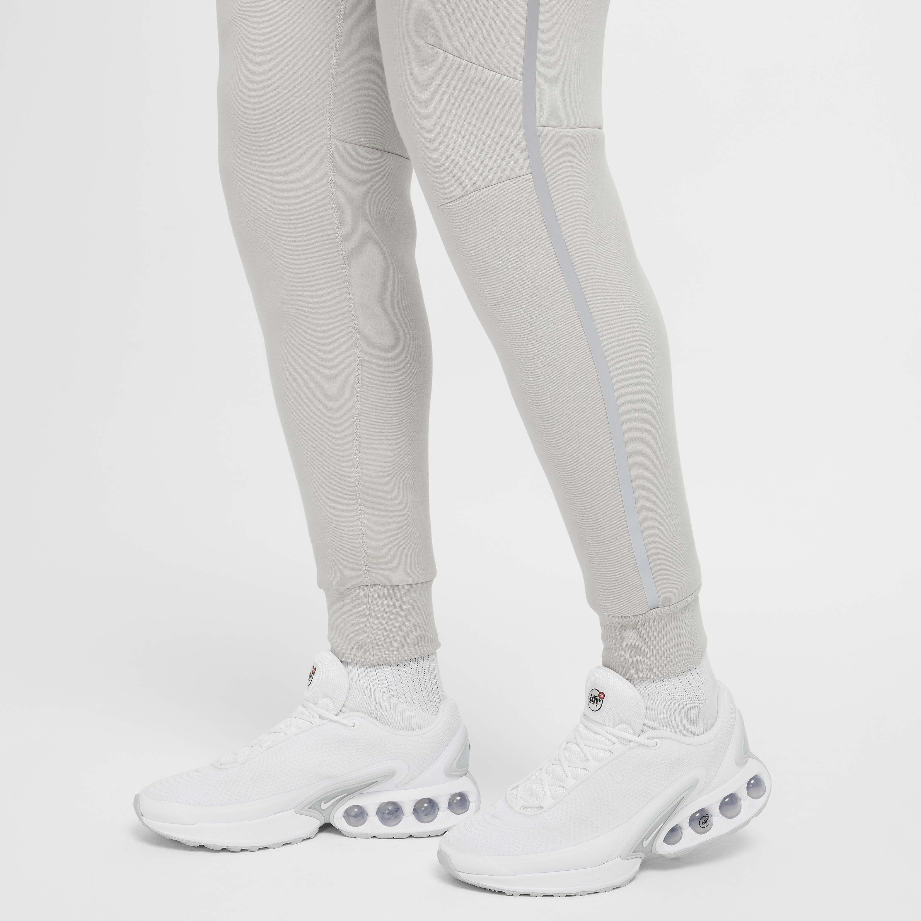 Nike Tech image number 5
