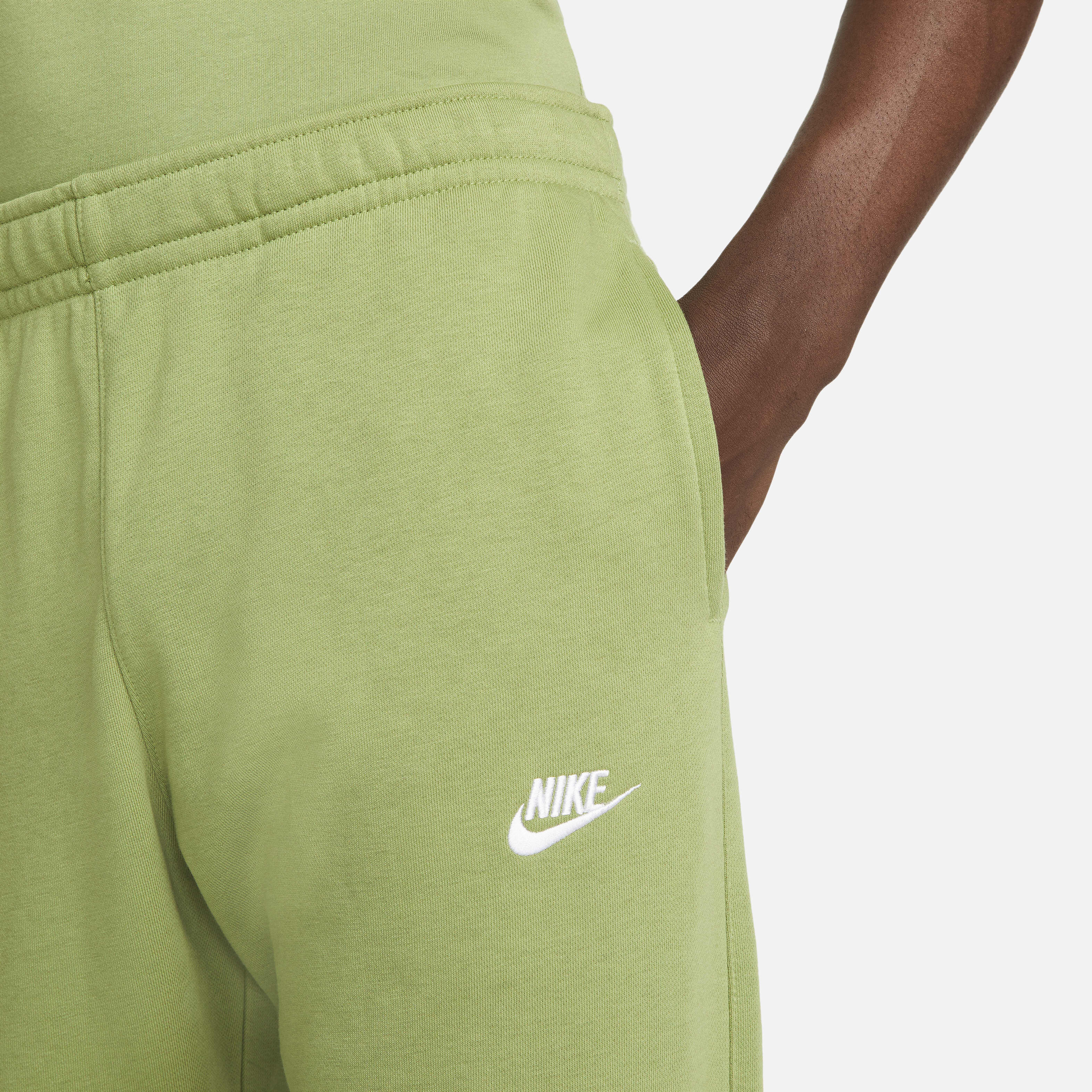 Nike Sportswear Club image number 2