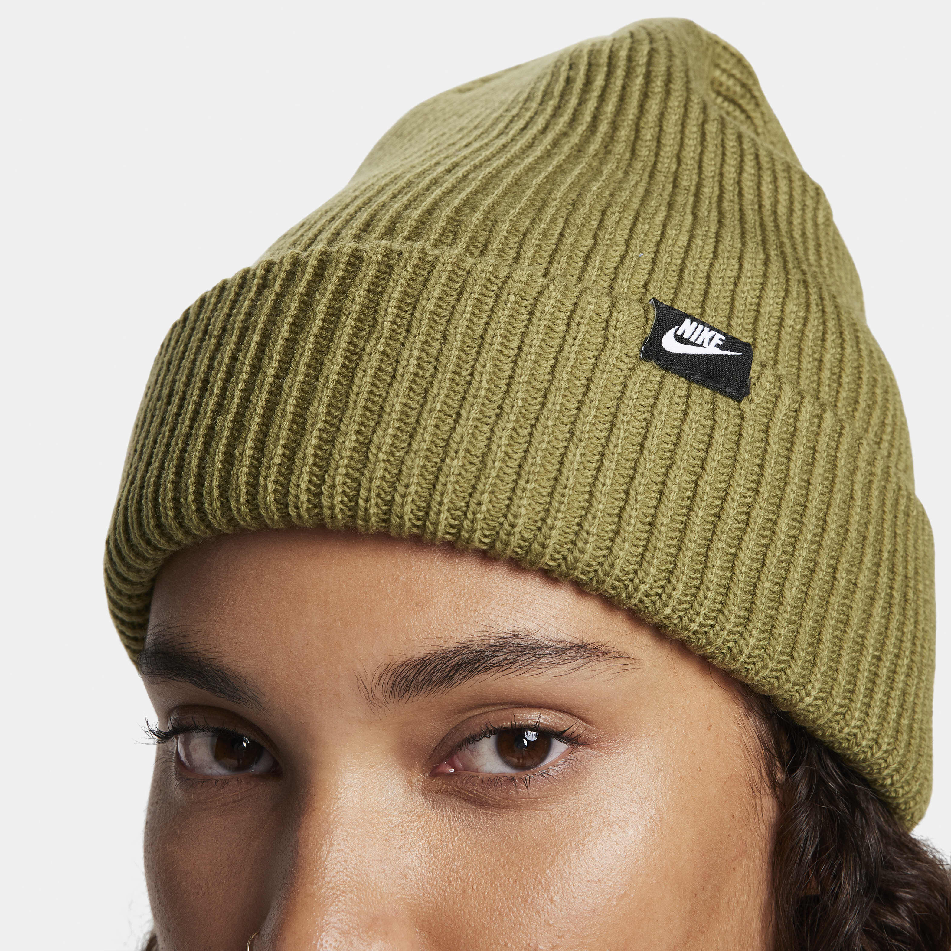 نايكي تيرا image number 3