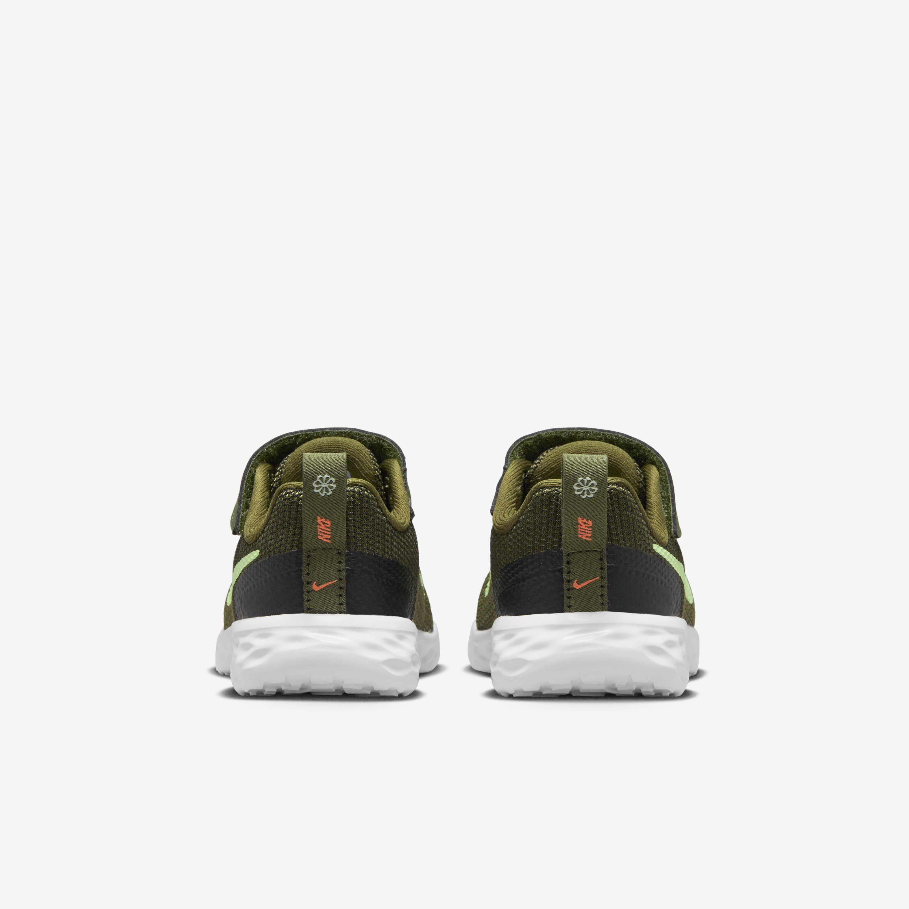 Nike Revolution 6 image number 5