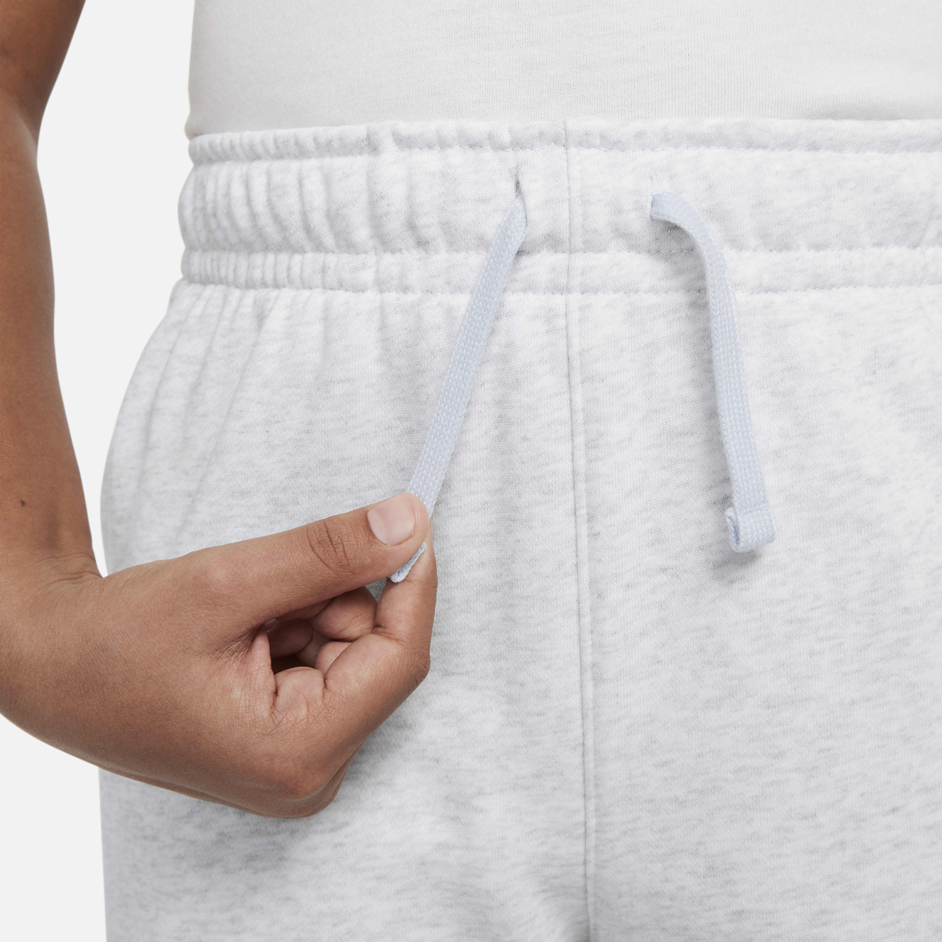 نايكي سبورتسوير image number 4