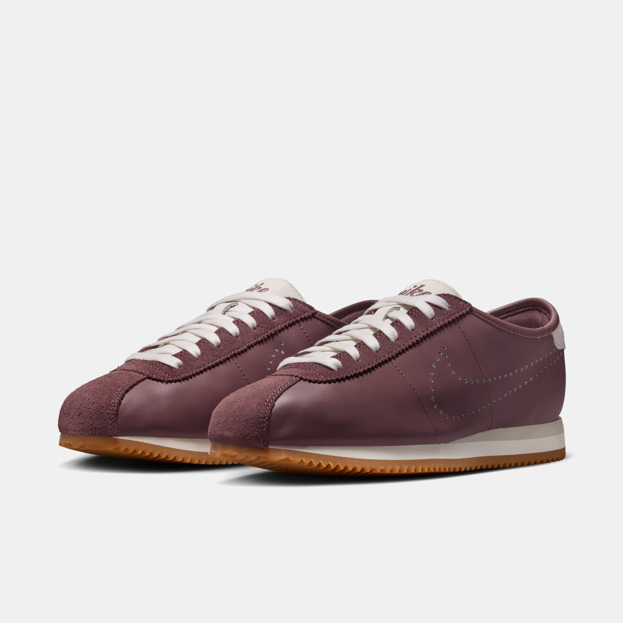 Nike Cortez Leather image number 2