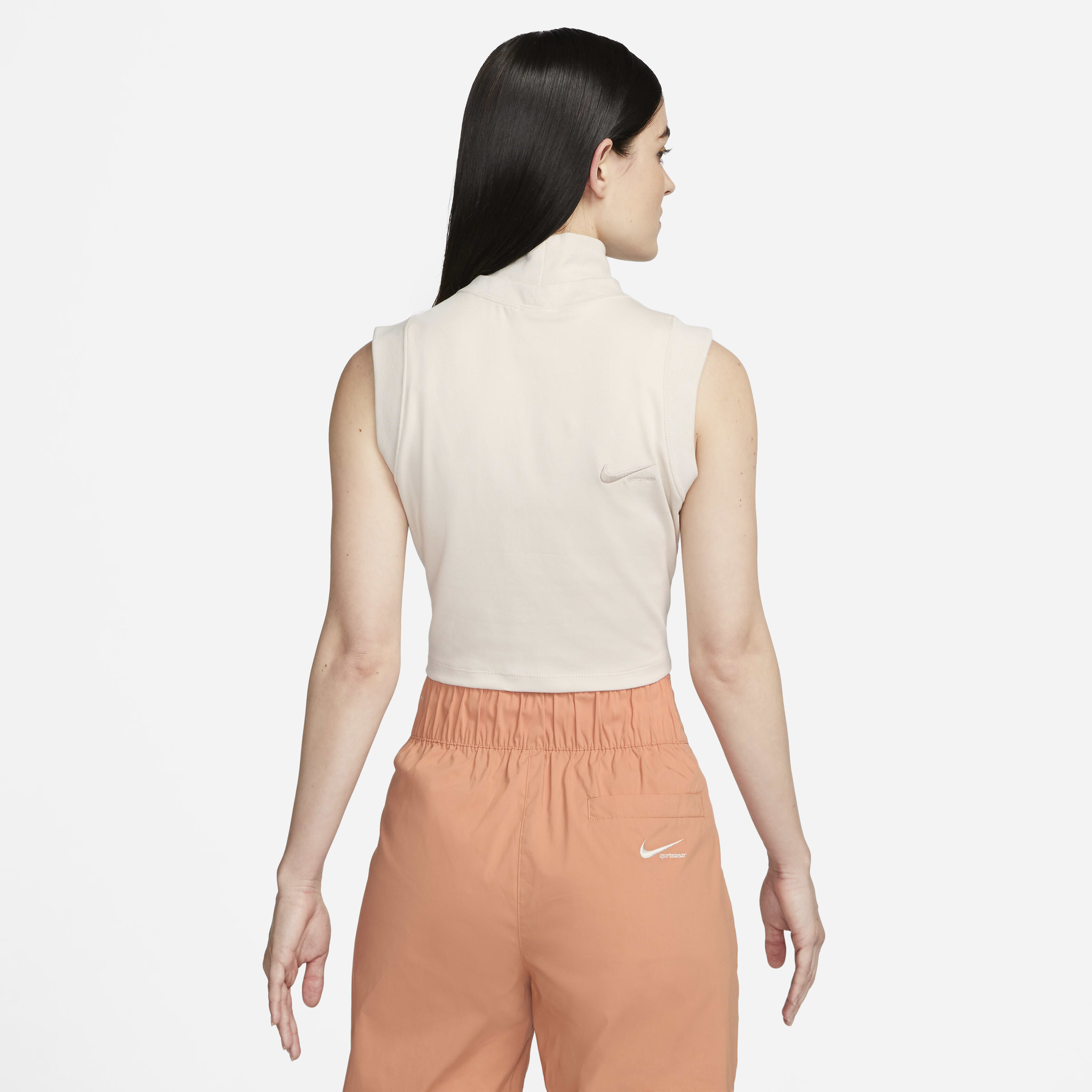 نايكي سبورتسوير كولكشن image number 1