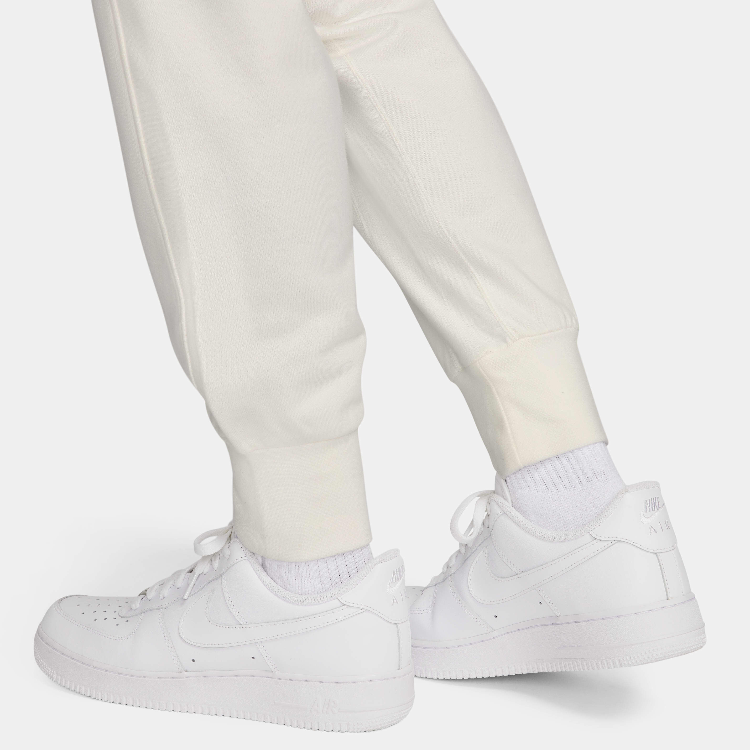 Ja Standard Issue image number 6