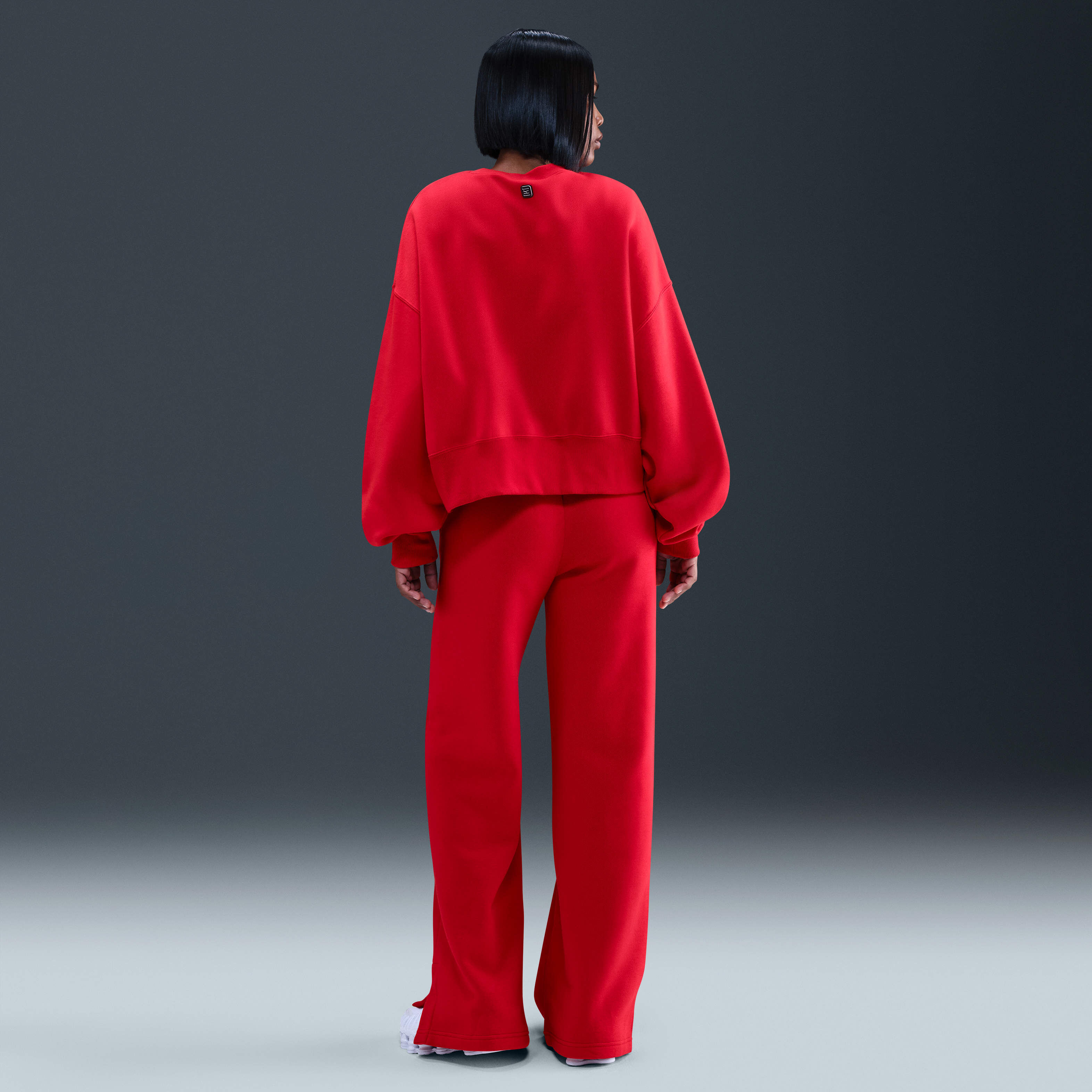 نايكي سورتسوير فينيكس فليس شوكس image number 4