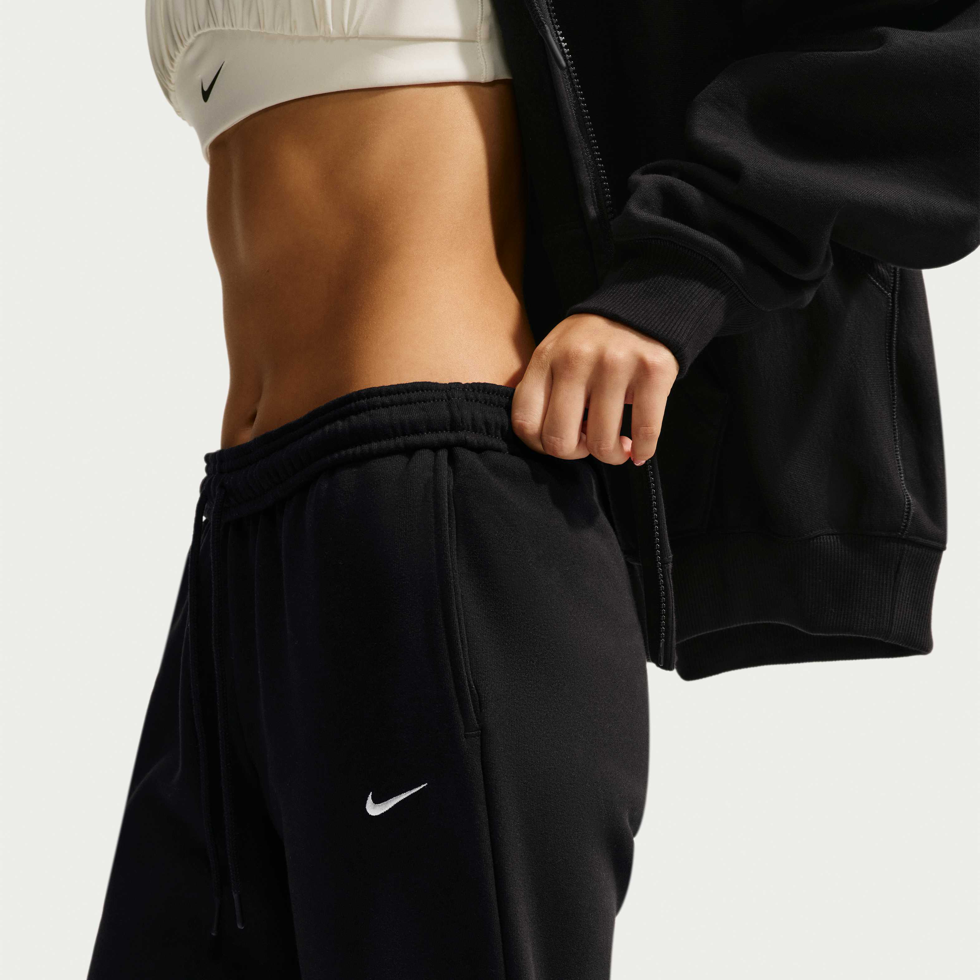 Nike Studio Fleece Medium Weight image number 3