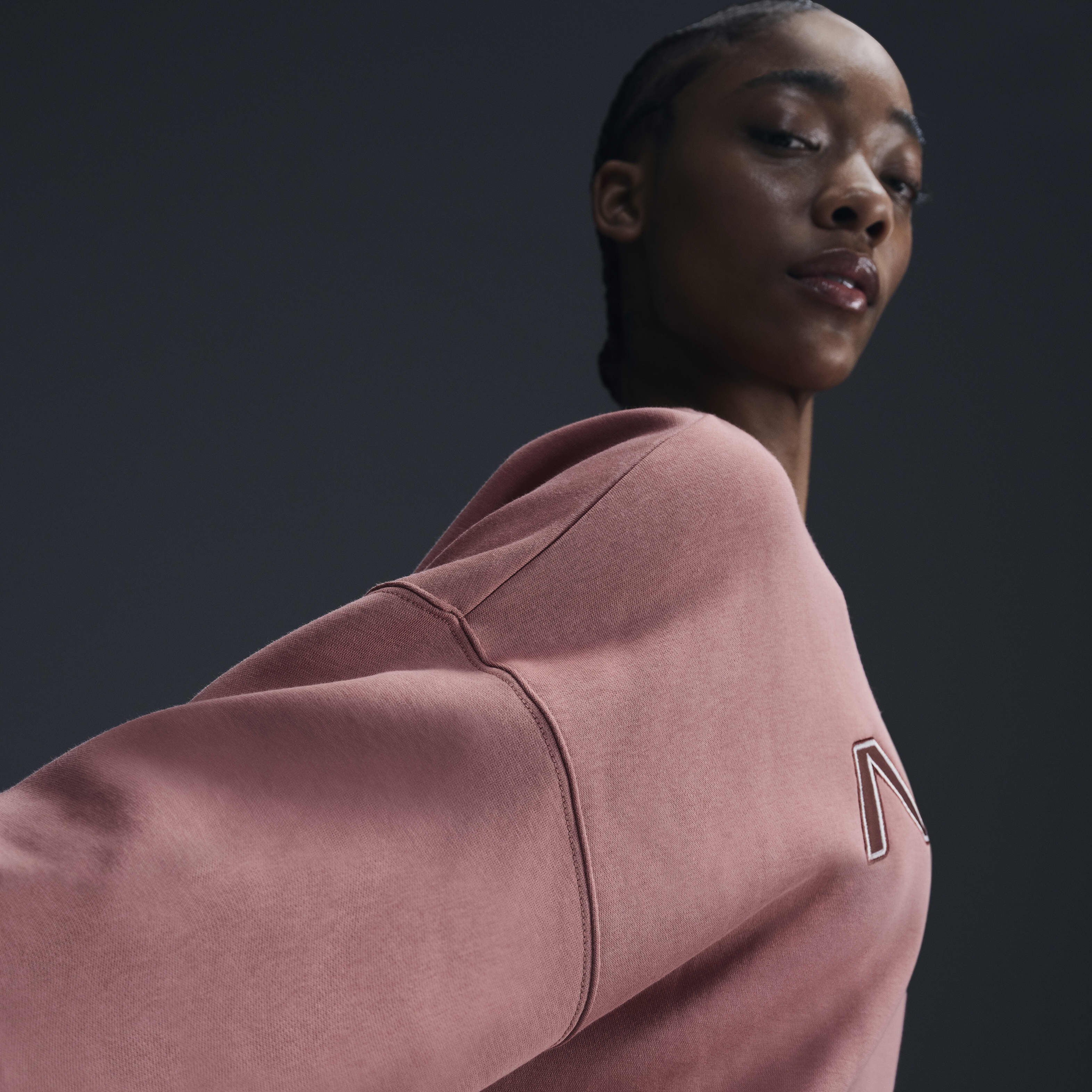 نايكي سبورتسوير فينكس فليس image number 1