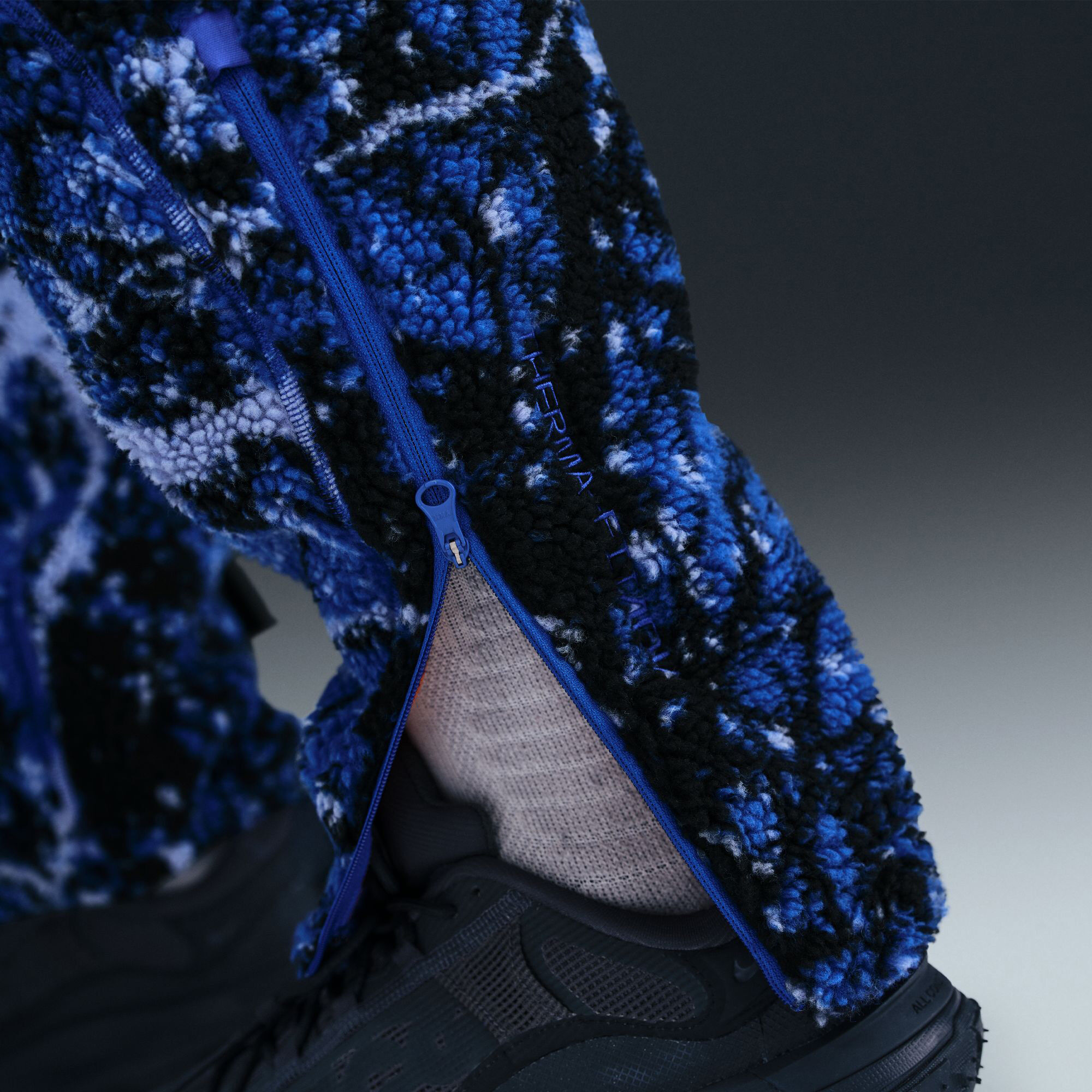 إنتر ميلان 'كانويل جلاسيير' SE image number 6