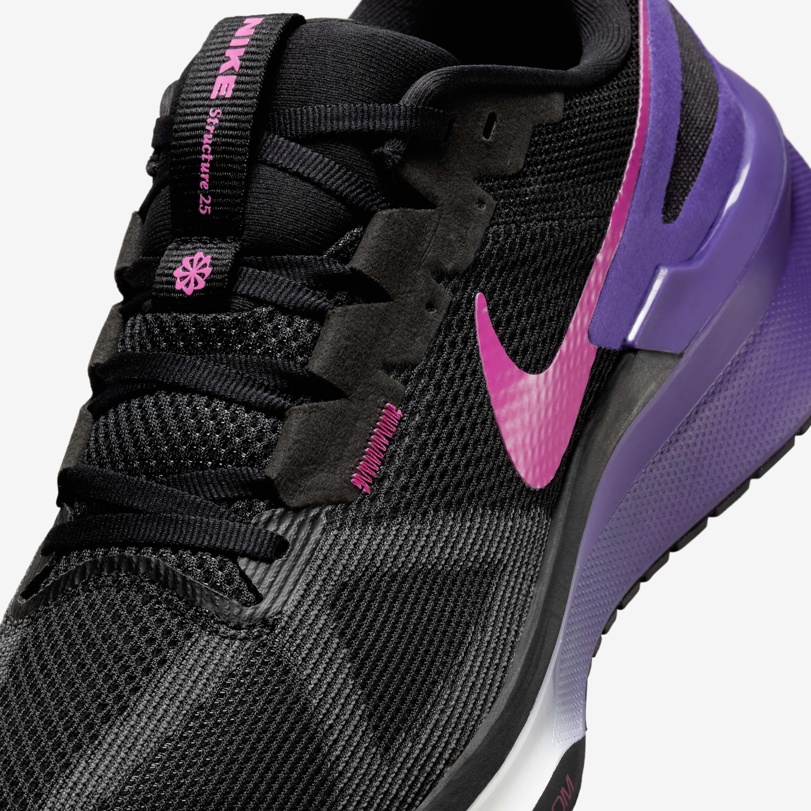 Buy Nike Structure 25 Men s Road Running Shoes Nike Kuwait Official