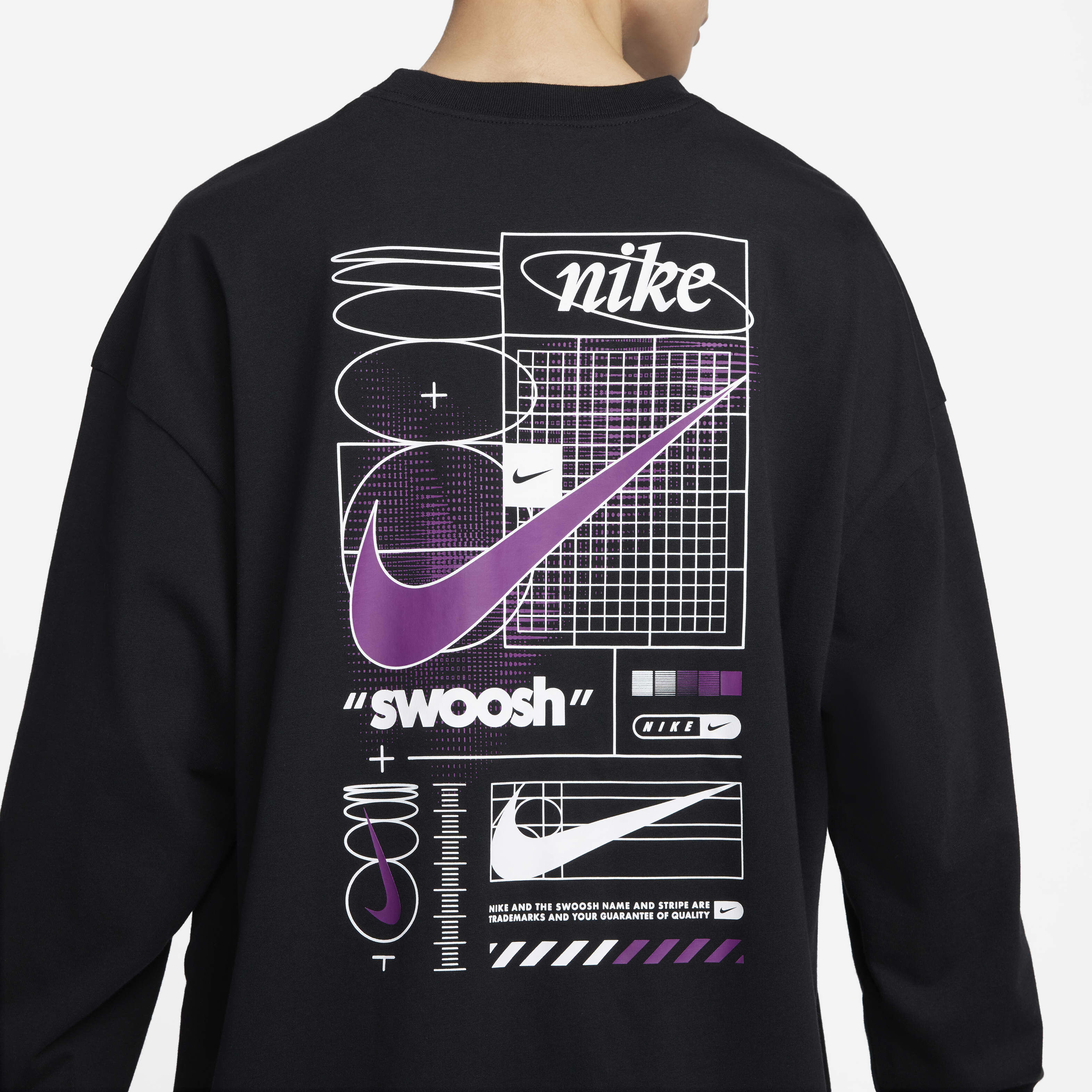 Nike just do it long sleeve women's hotsell