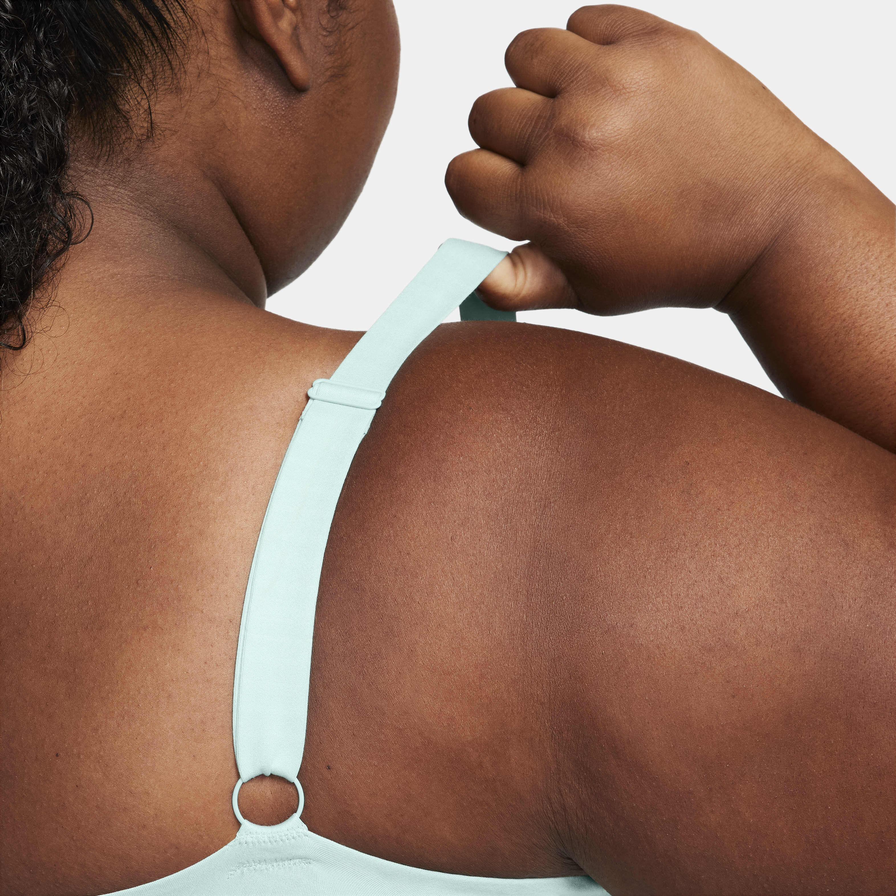 Nike Alate Minimalist image number 15