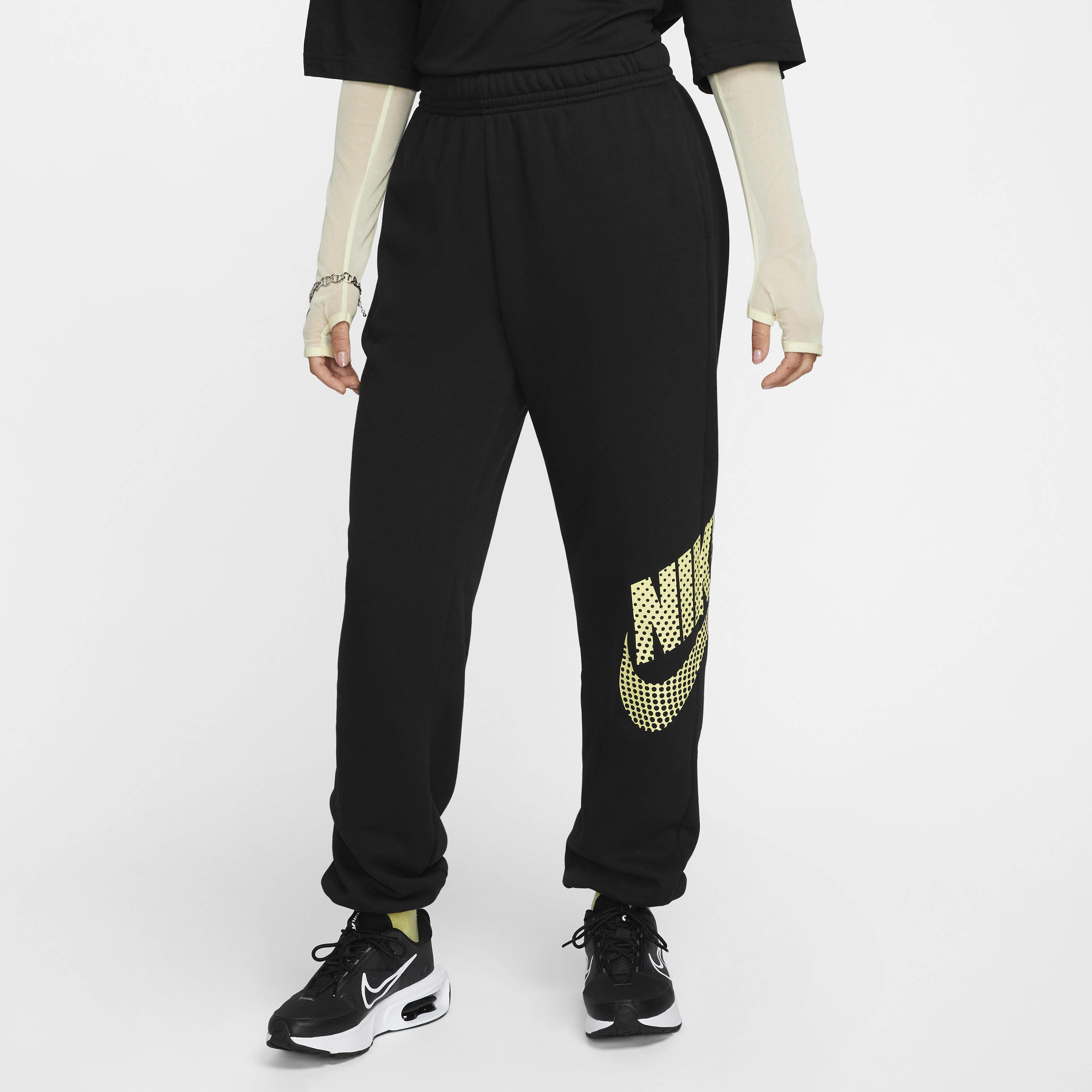 Nike Sportswear image number 0