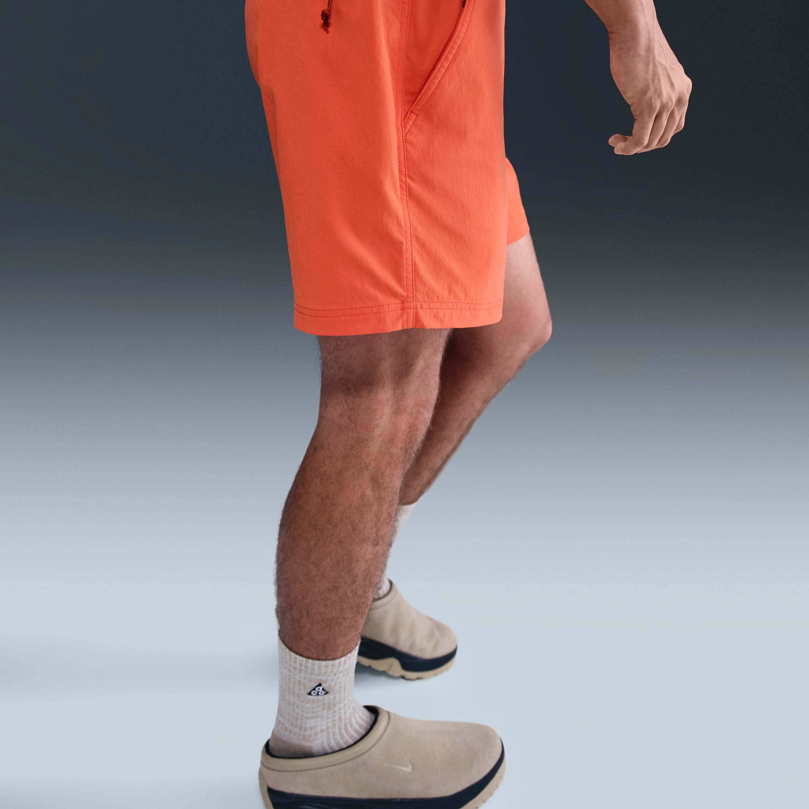 Nike ACG image number 2