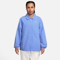 نايكي سبورتسوير ايسنشال