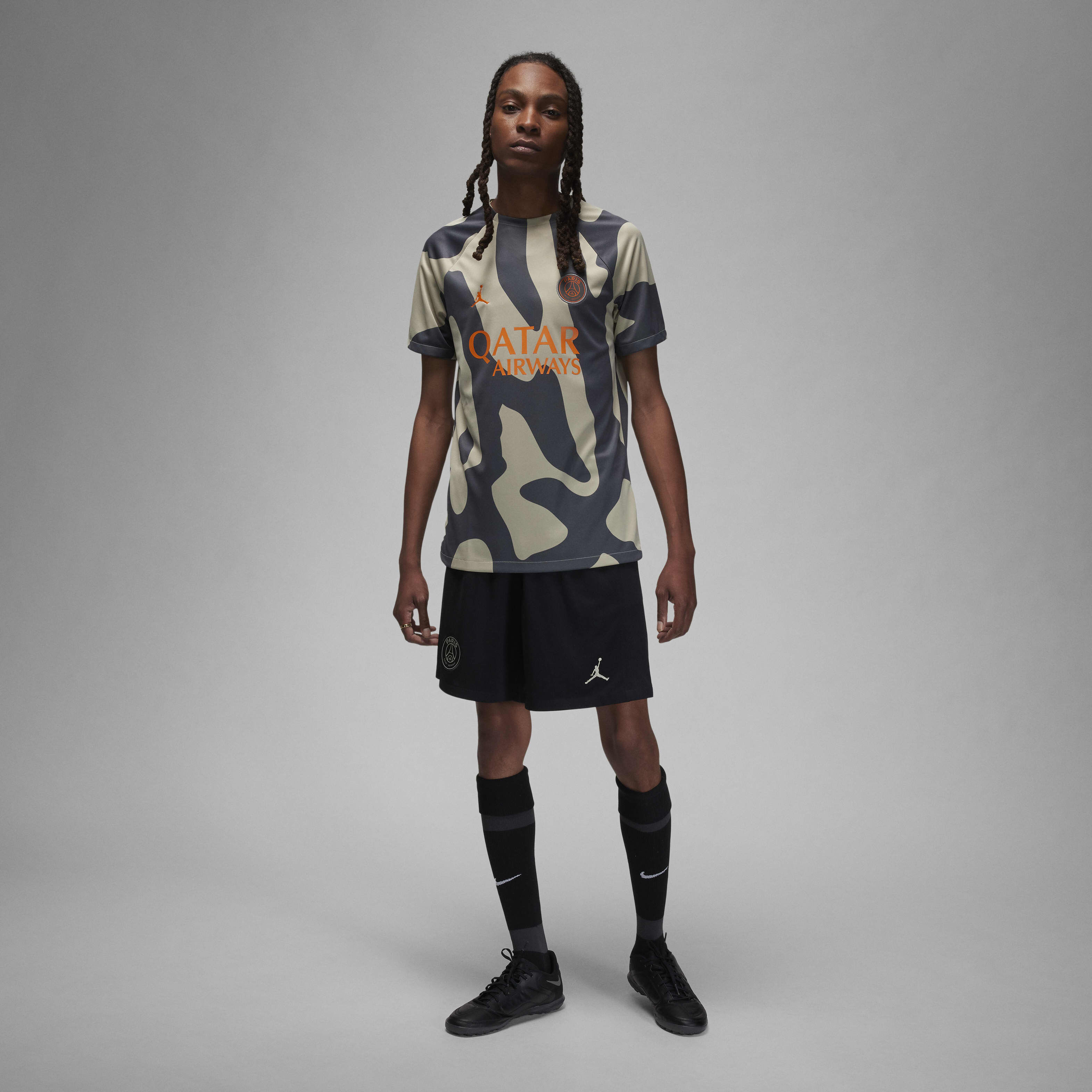 Paris Saint-Germain Academy Pro Third image number 5