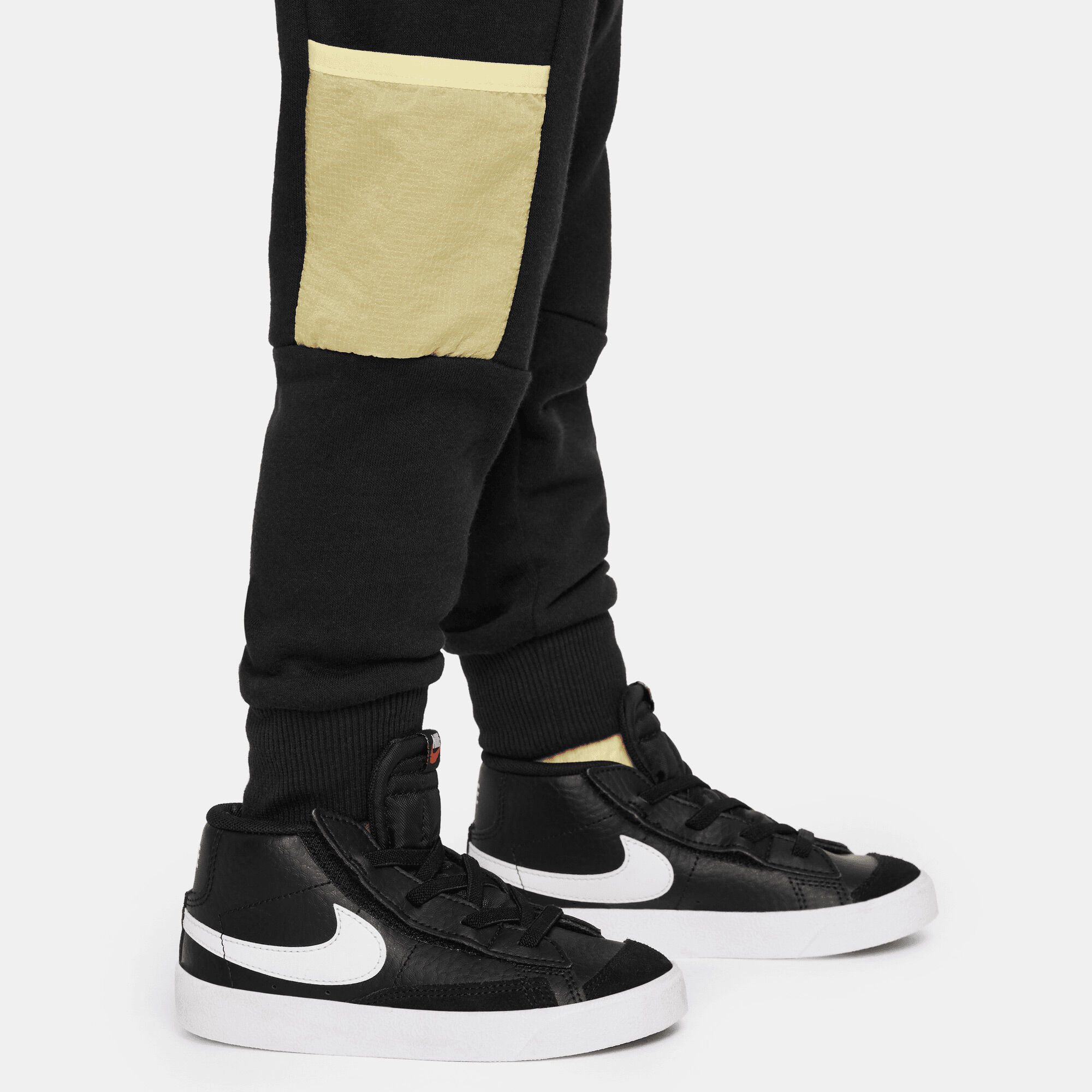 Nike Sportswear Paint Your Future image number 3