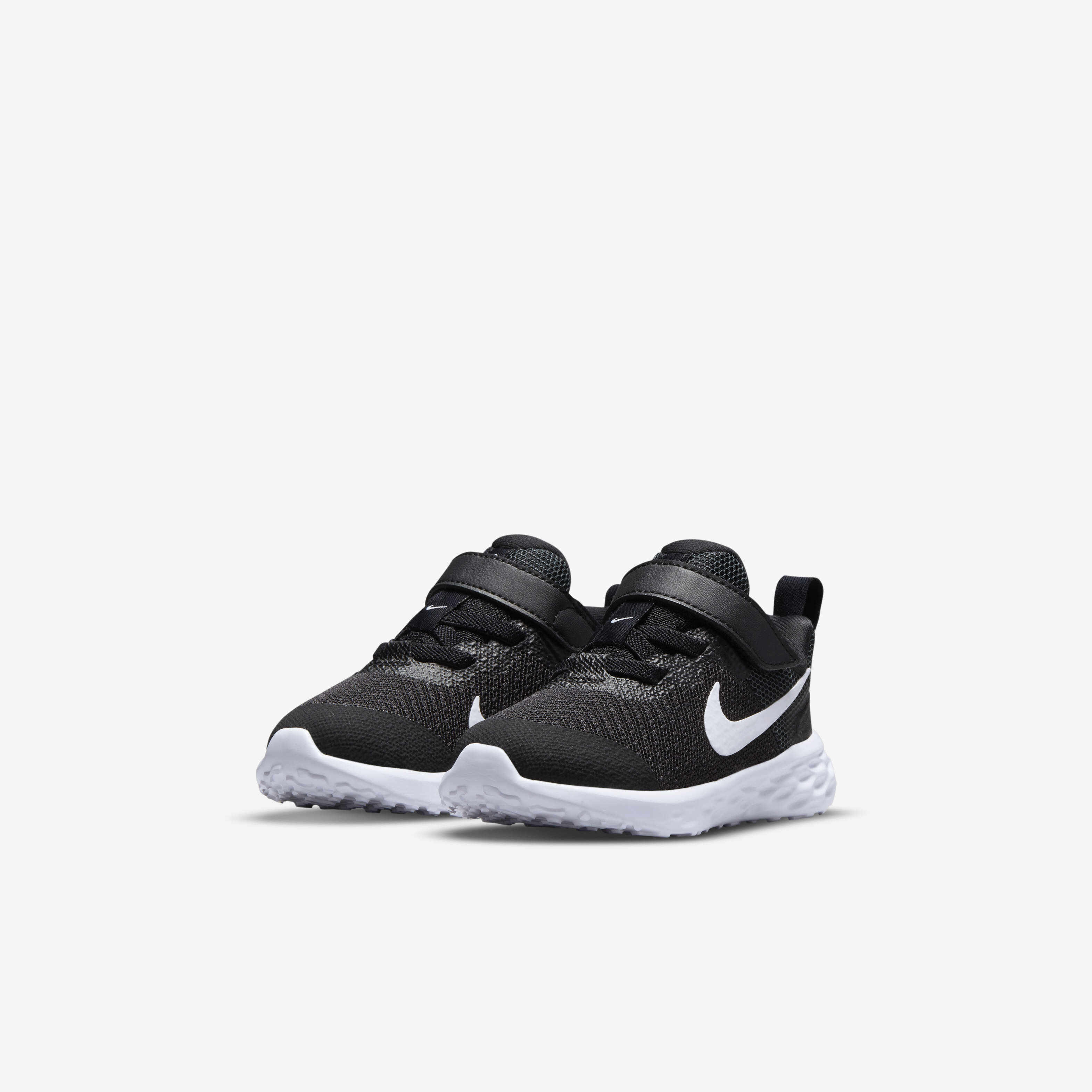 Nike Revolution 6 image number 4