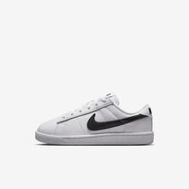Nike Tennis Classic