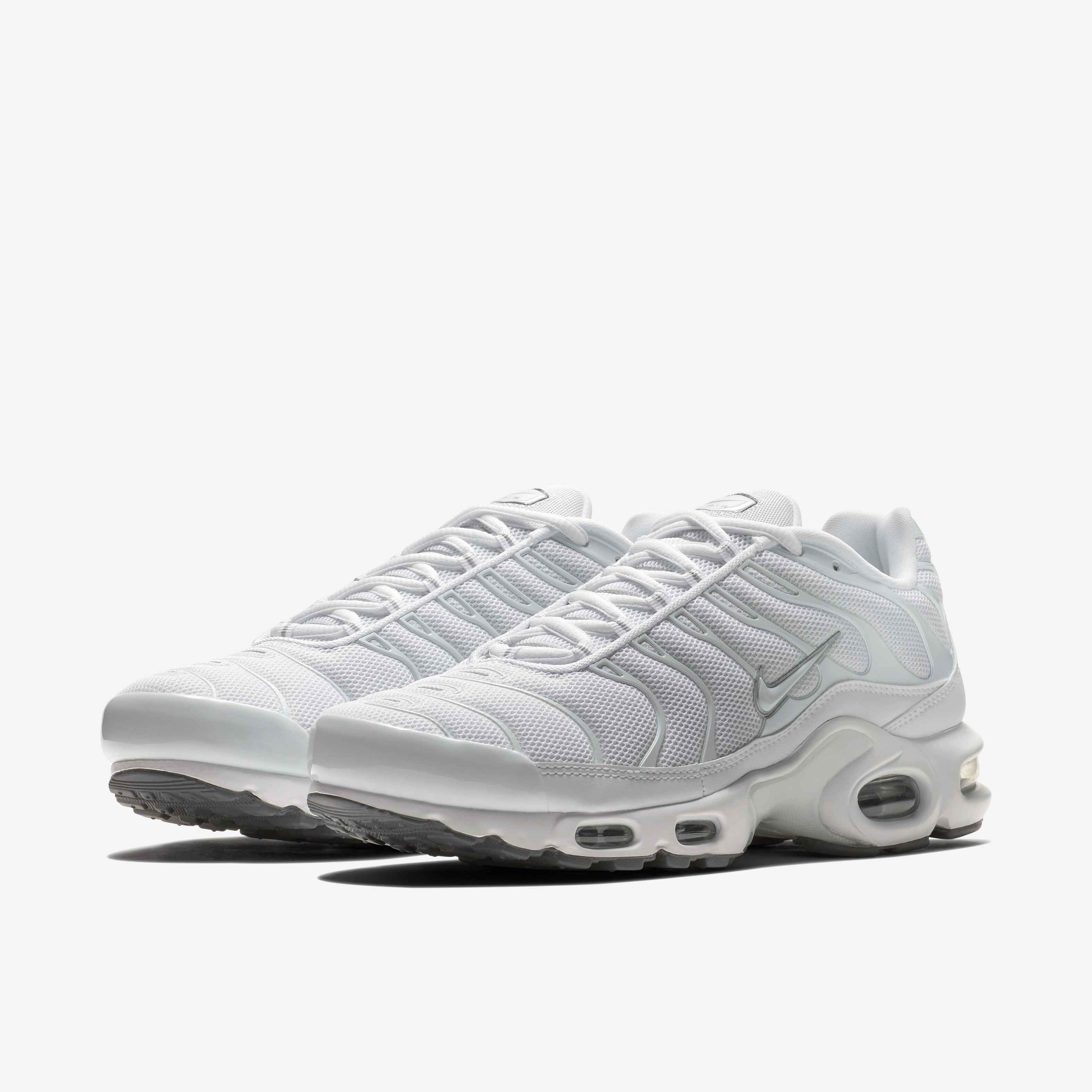 Nike Air Max Plus image number 4