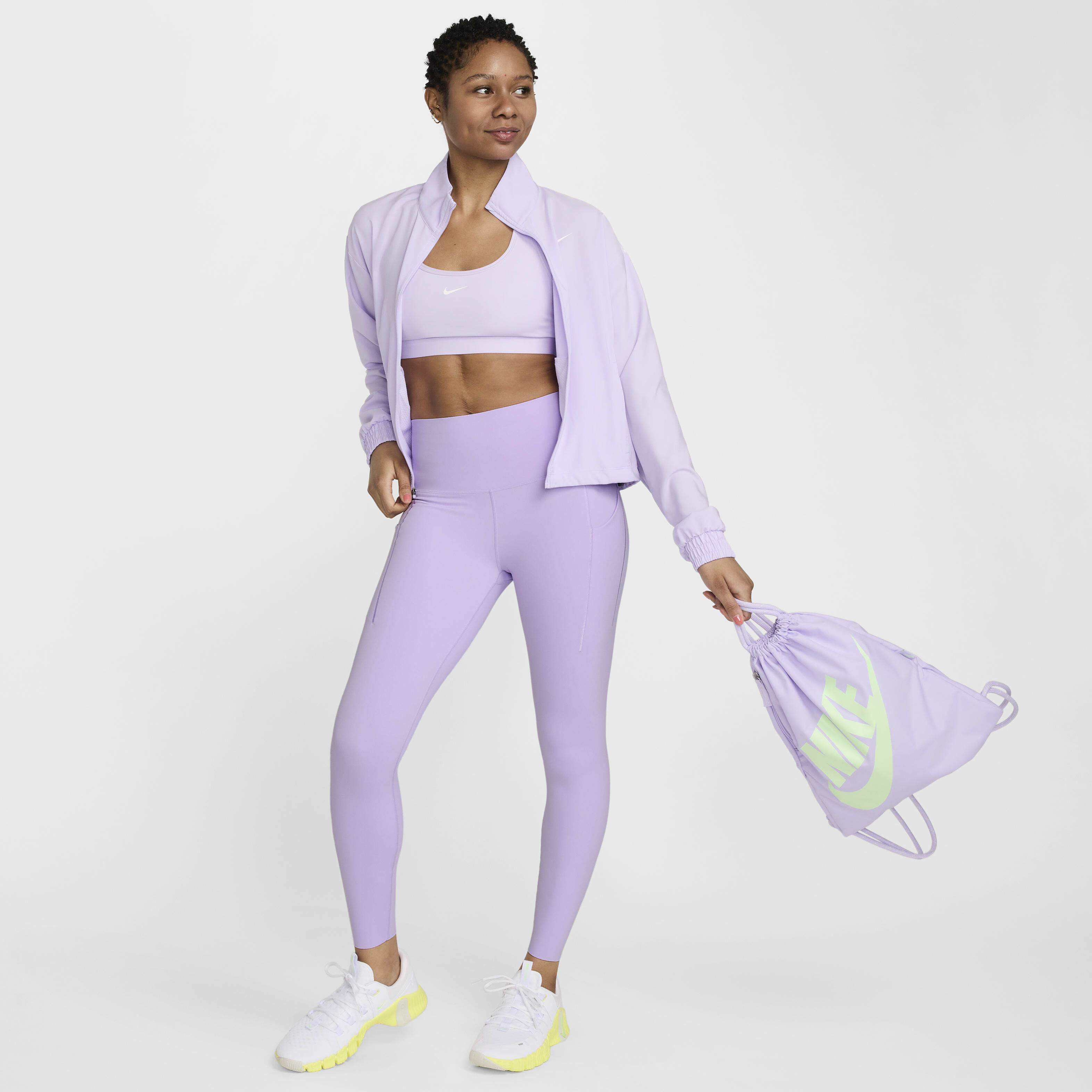 Nike Universa image number 0