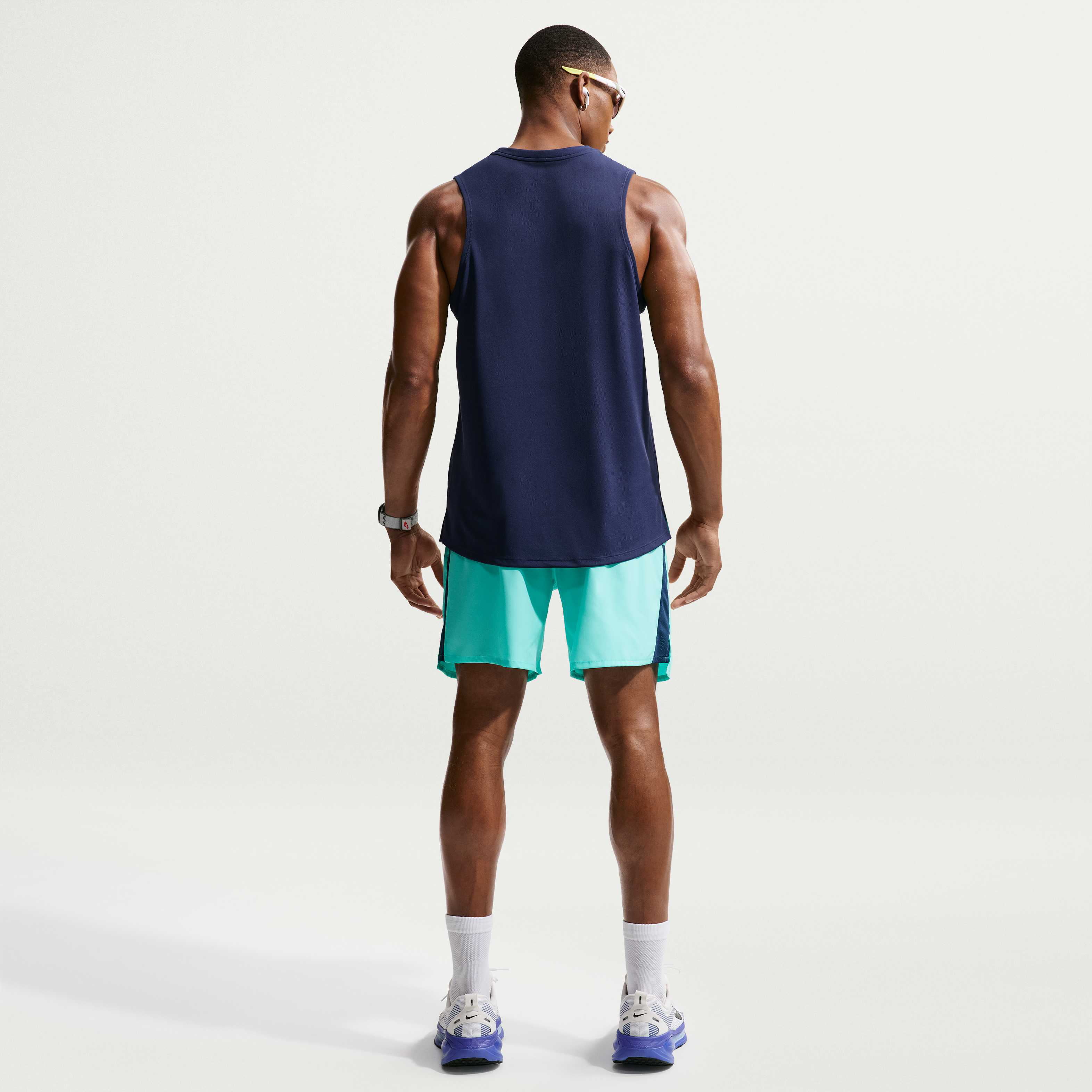 نايكي تشالنجر image number 4