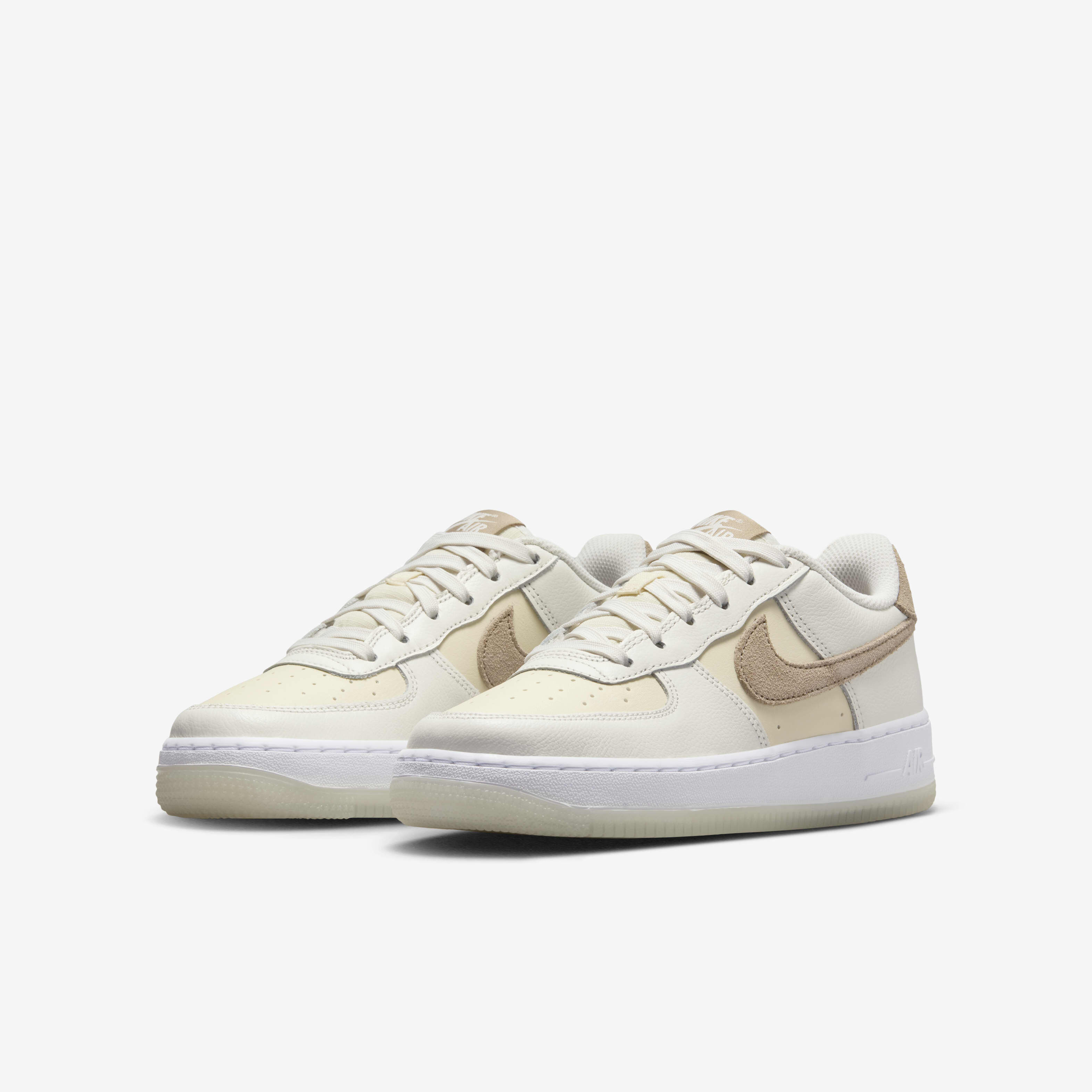 Nike Air Force 1 LV8 5 image number 4