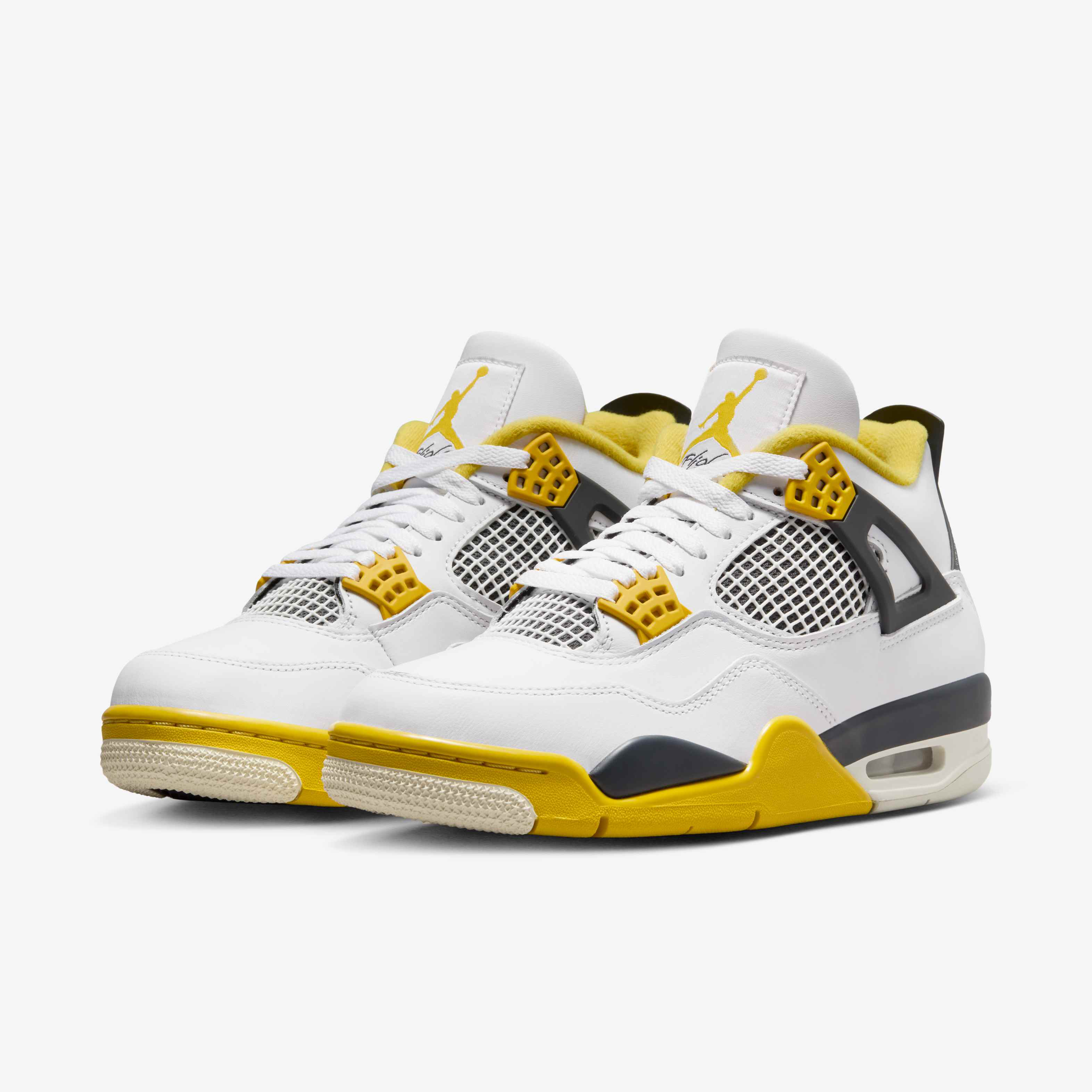 Air Jordan 4 Retro 'Orchid' image number 4