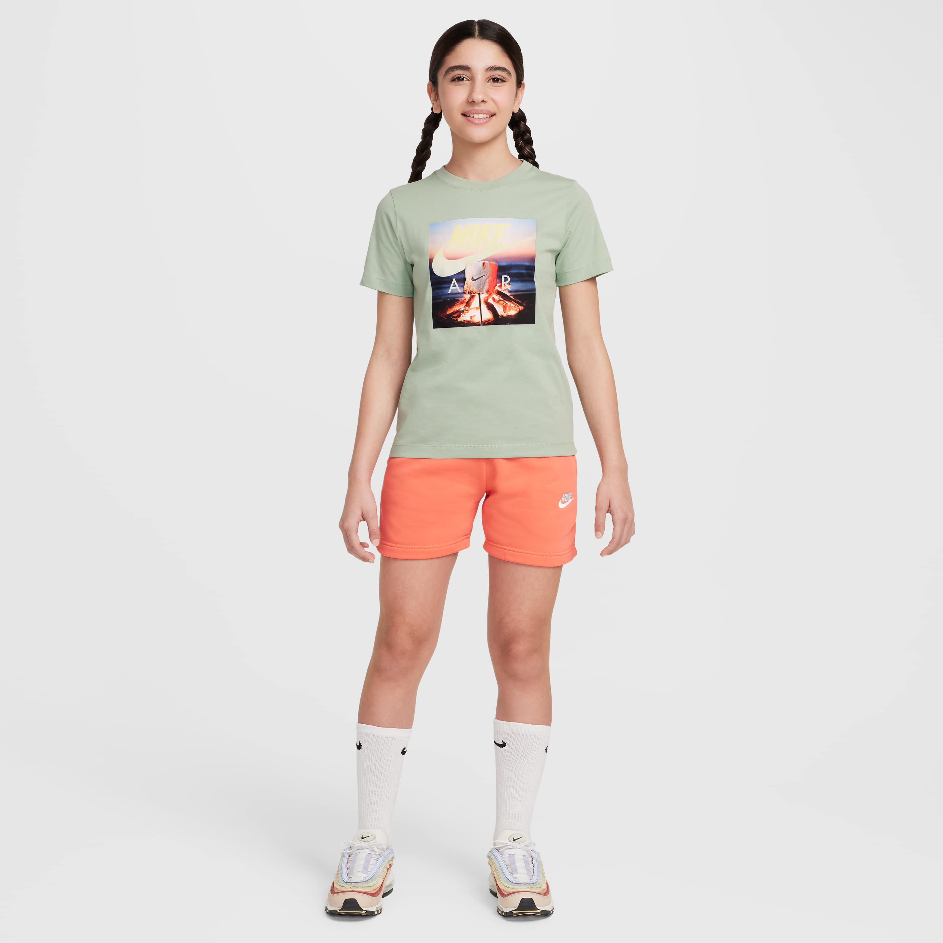 Nike Sportswear image number 4