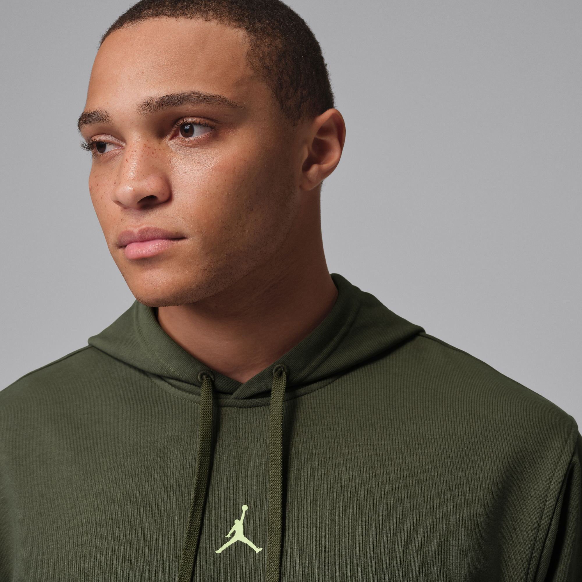 Jordan Sport Crossover image number 2