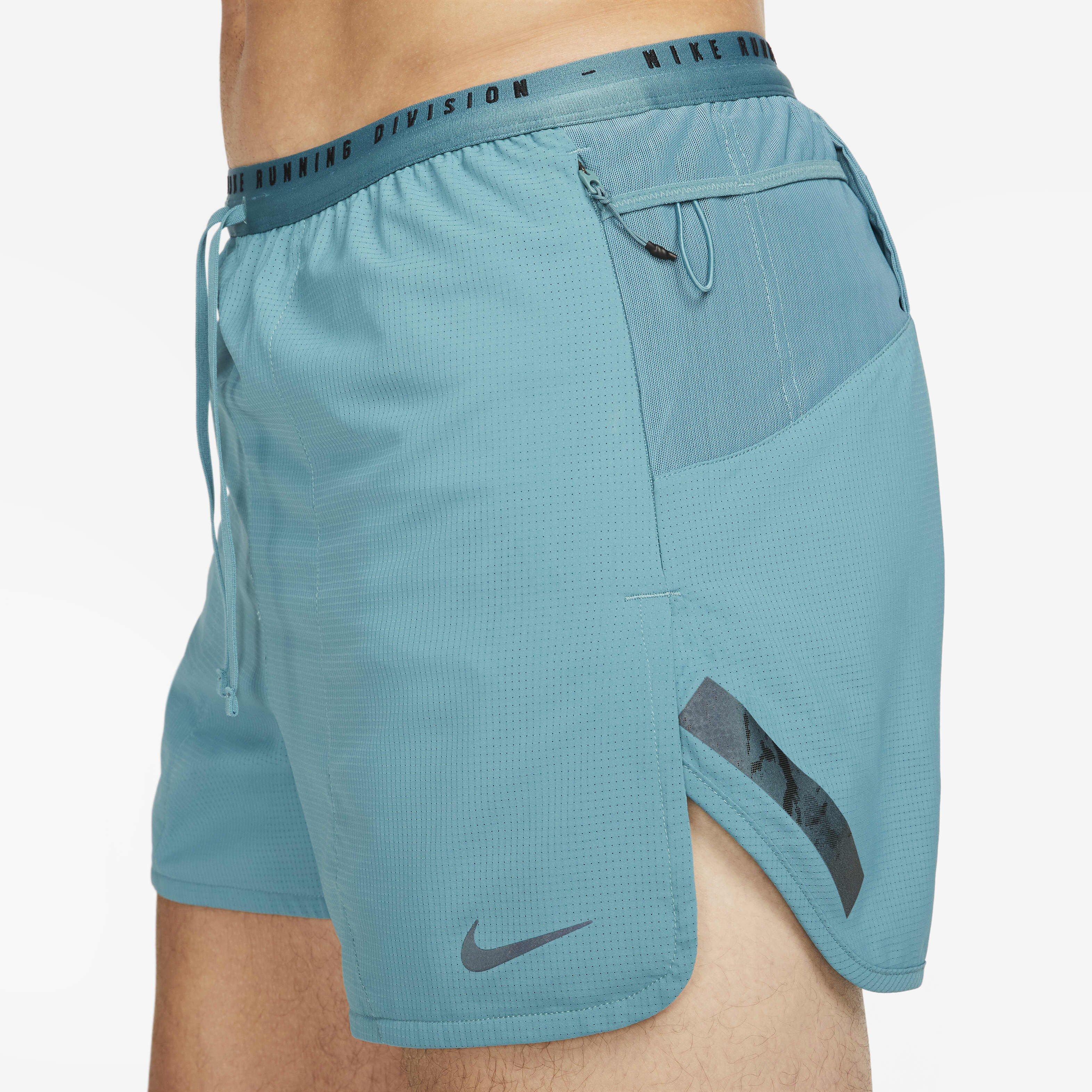 Nike Dri-FIT ADV Run Division image number 3