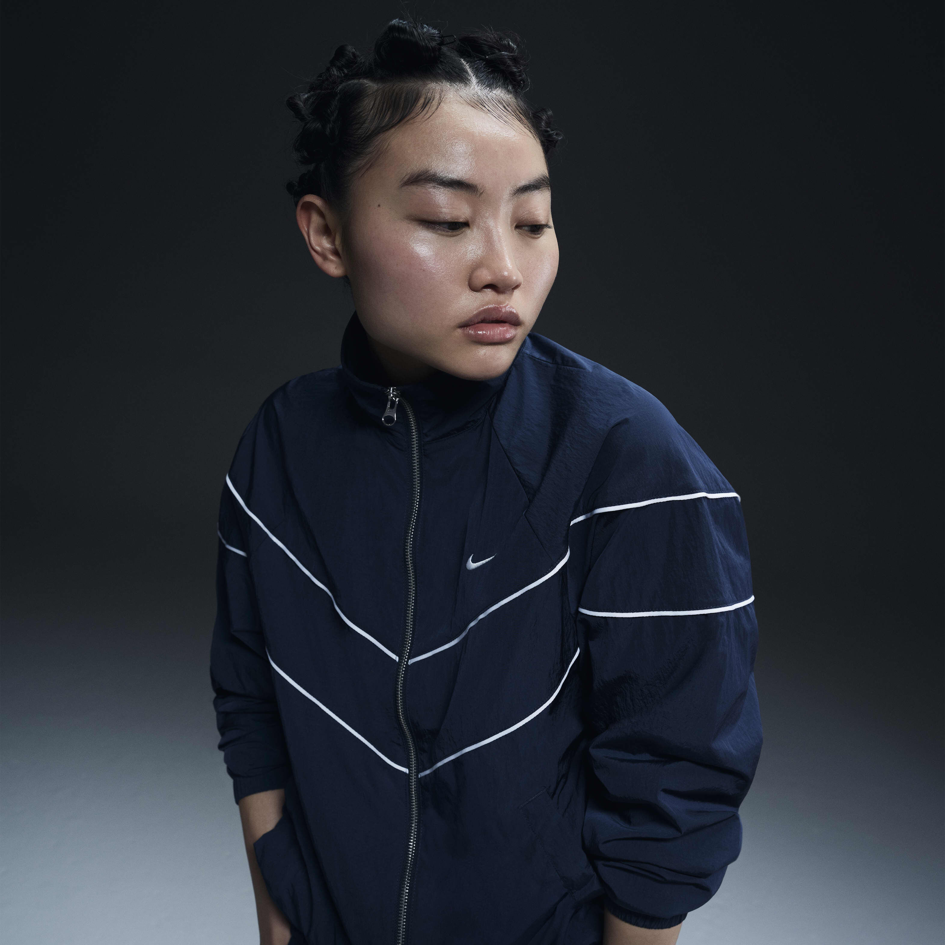 Nike jacket women's windrunner hotsell