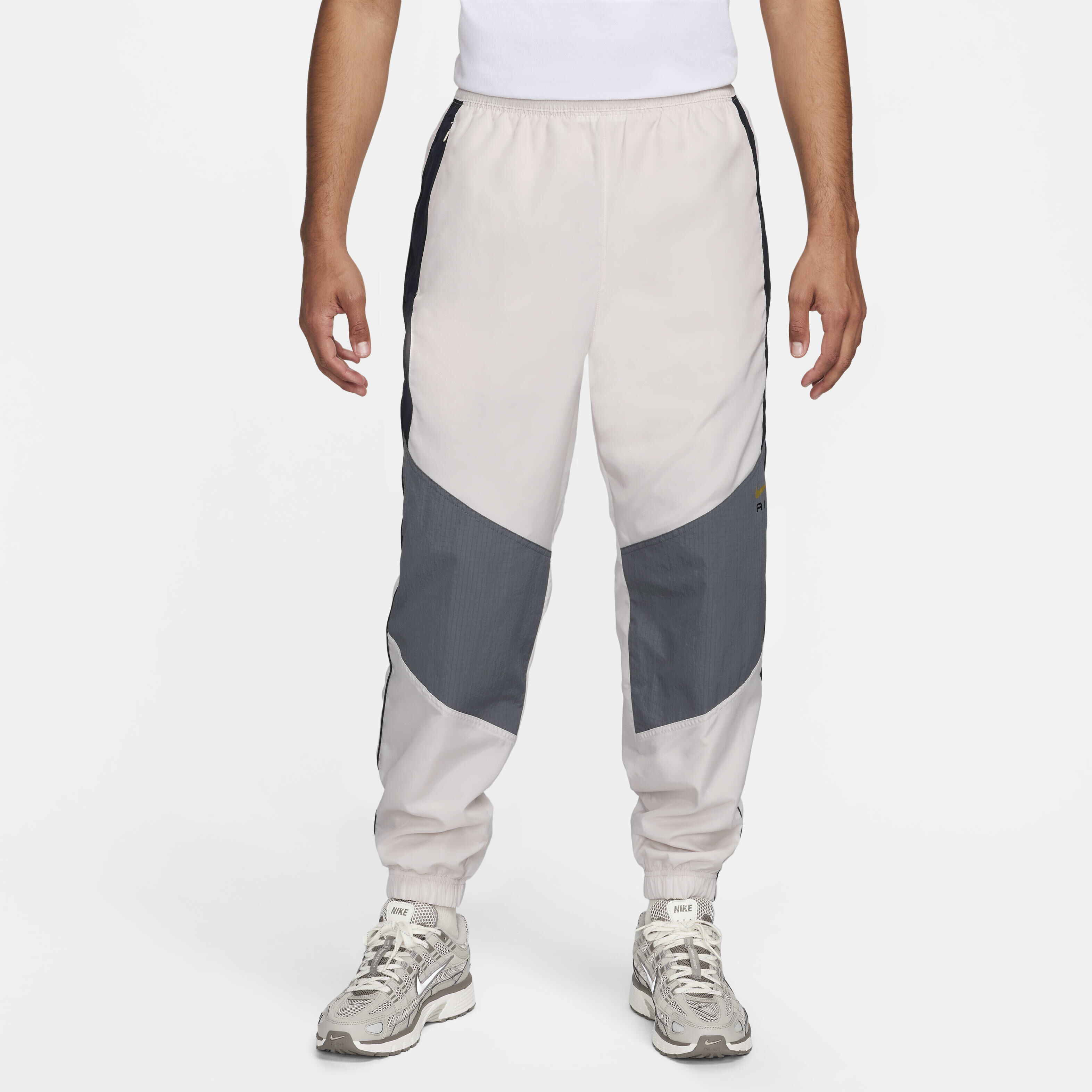 nike track pants myntra