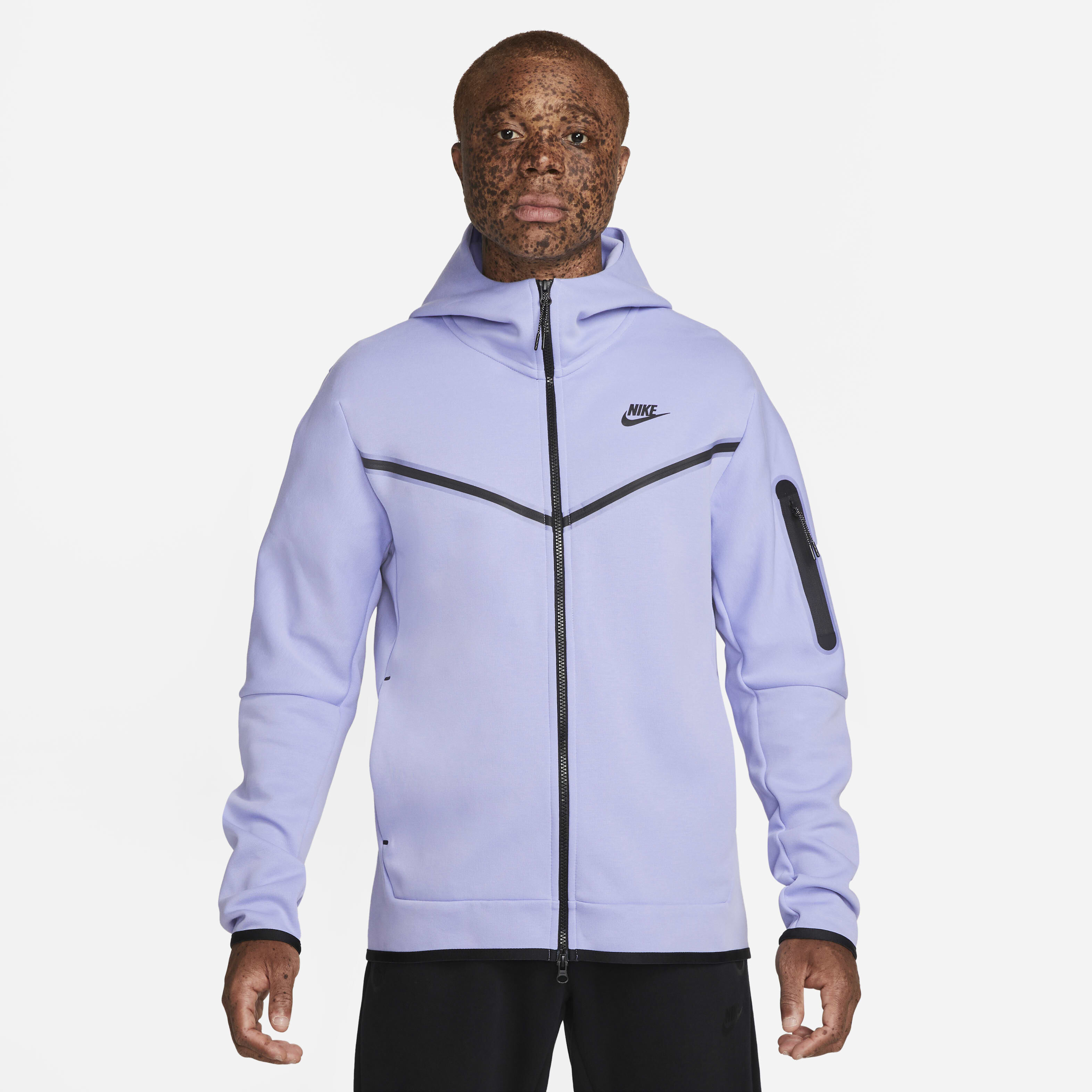 Nike Sportswear Tech Fleece image number 0