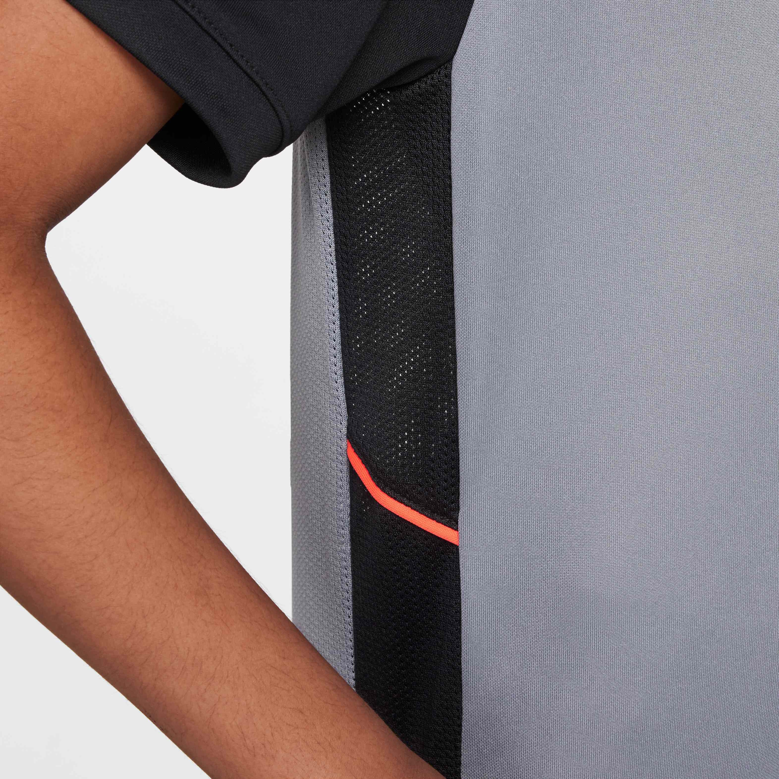 Nike Academy image number 4