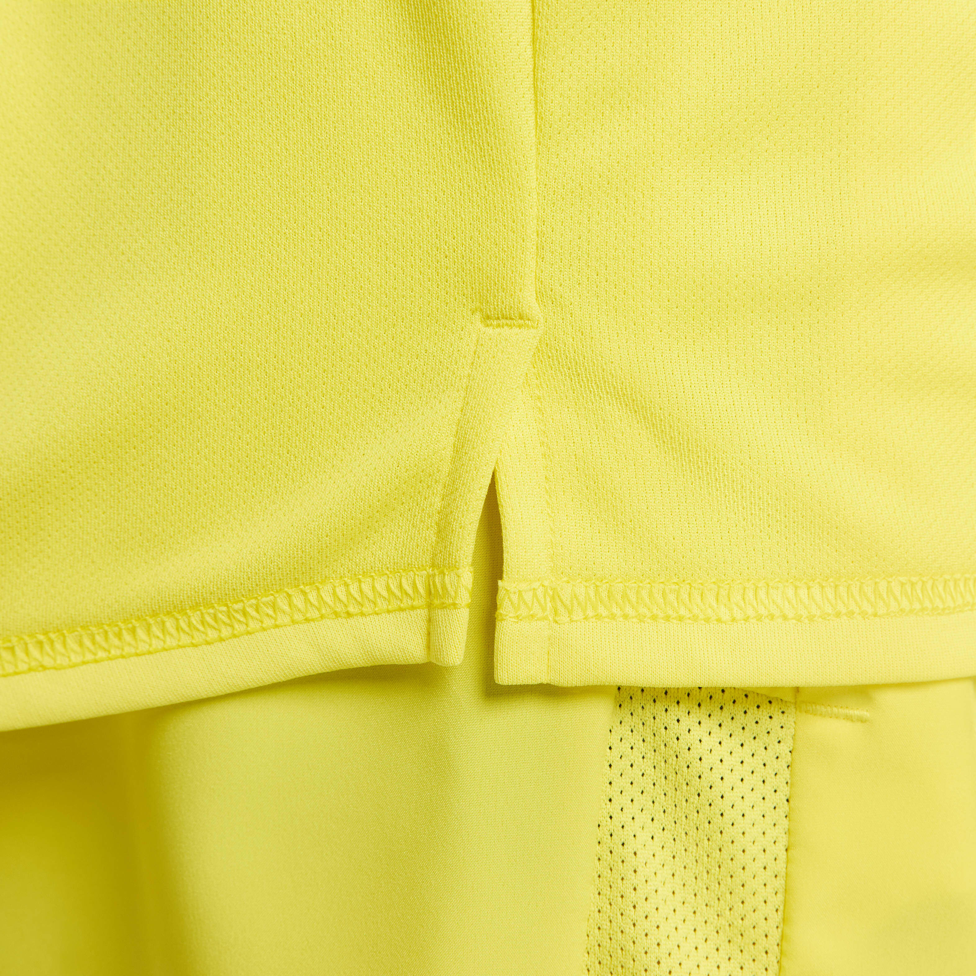 Nike Dri-FIT Miler image number 3