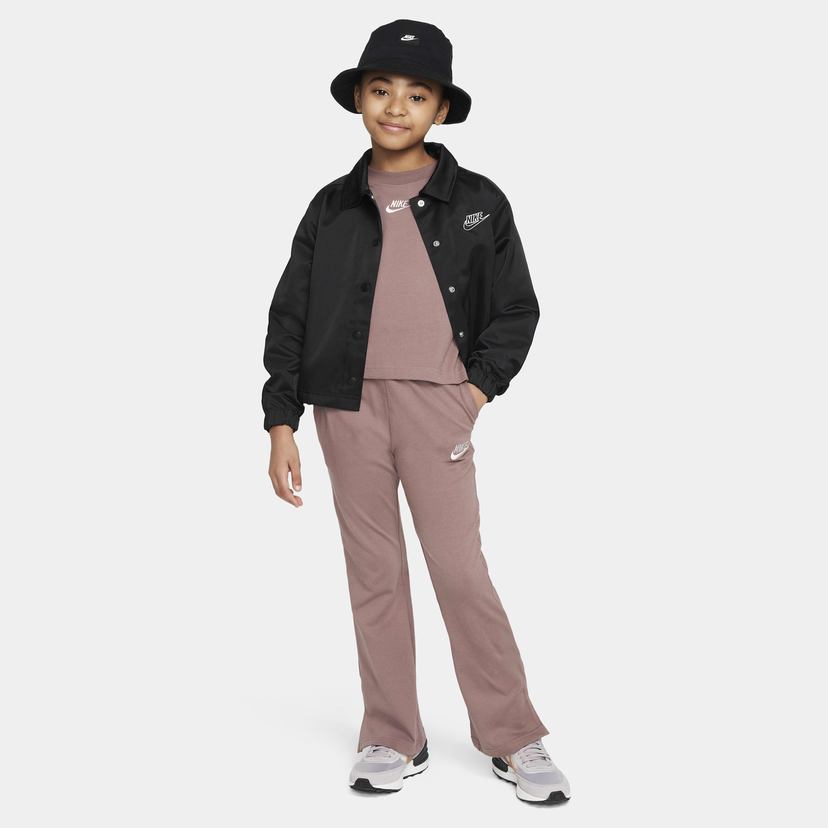 Nike Sportswear image number 3