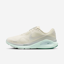 Nike Structure 26