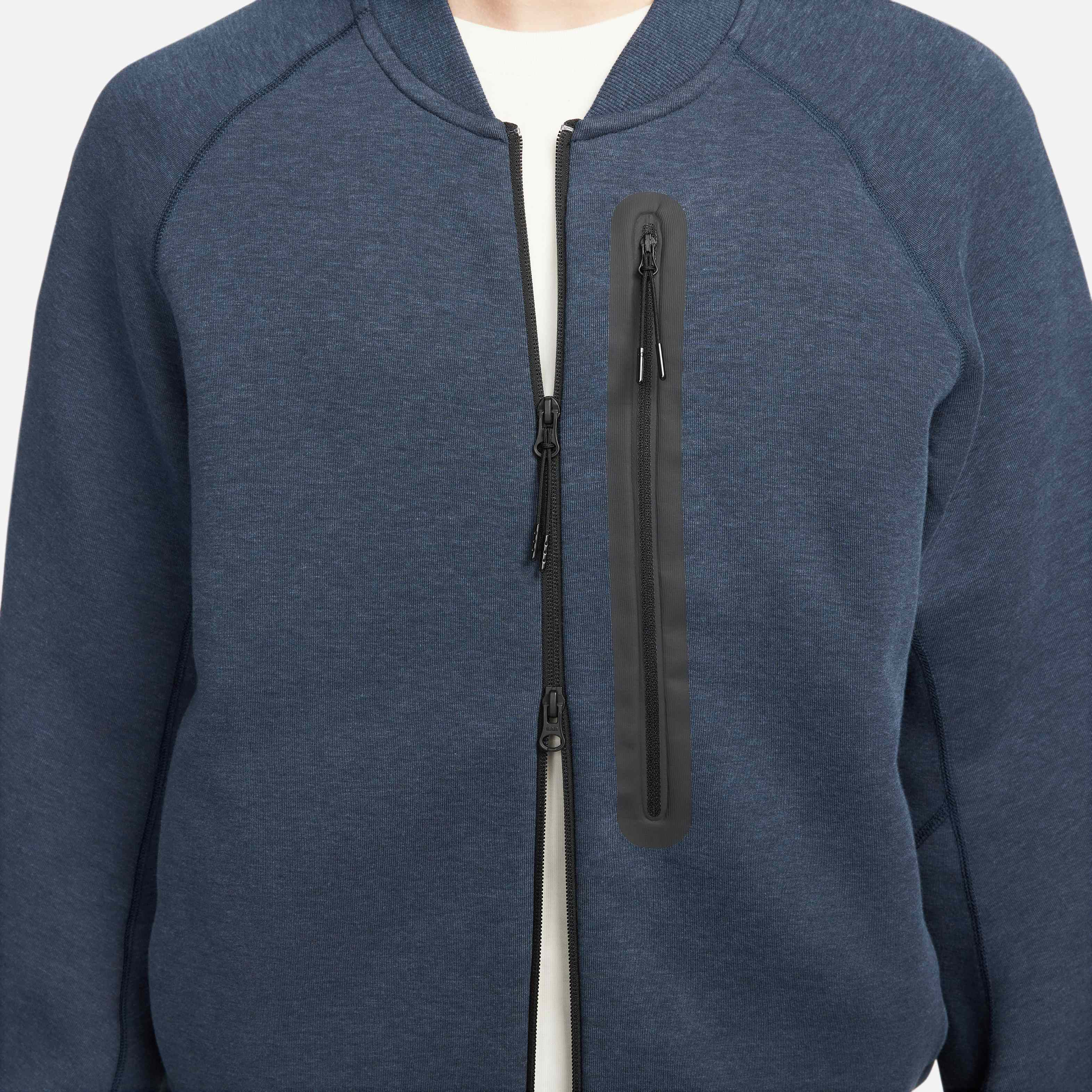 Nike Sportswear Tech Fleece image number 3