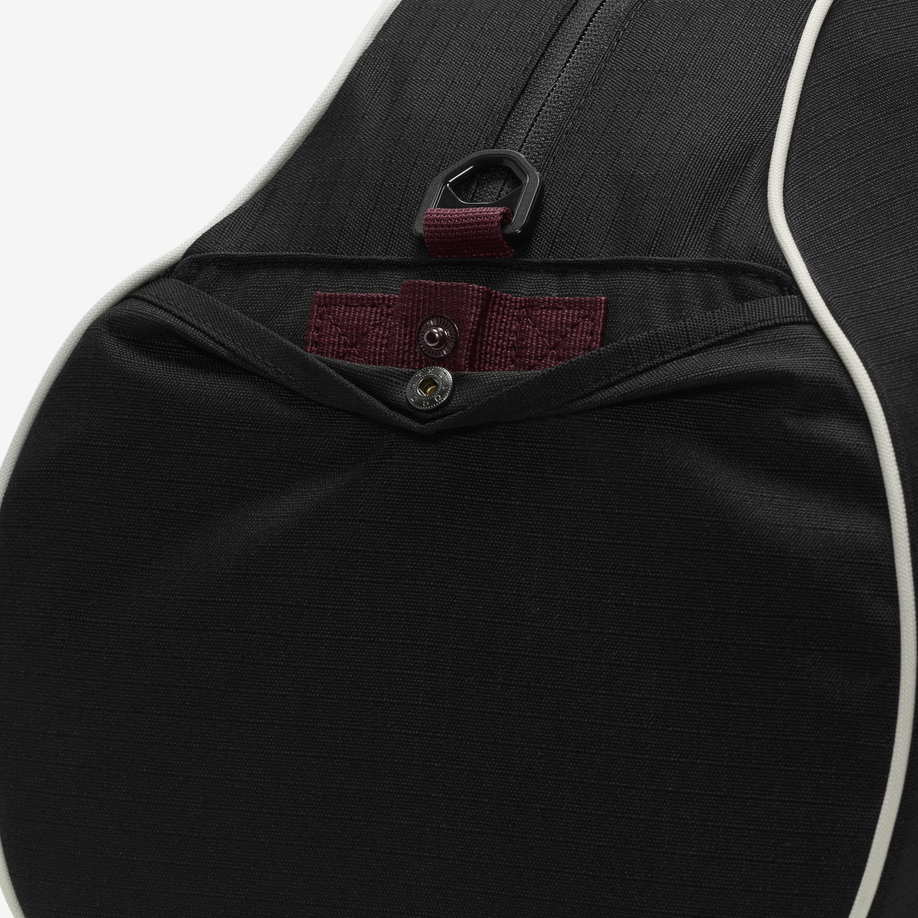 Nike Gym Club image number 8