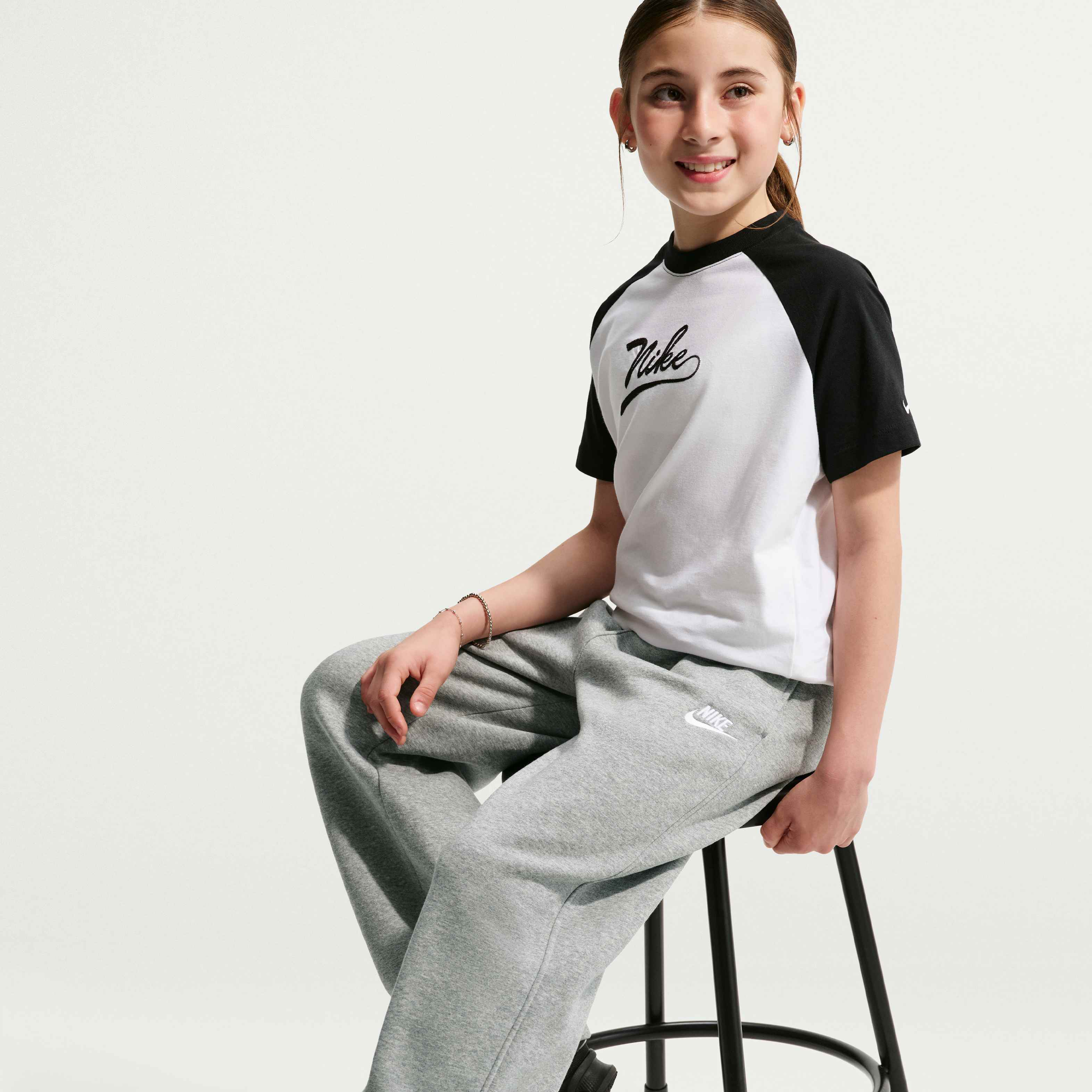 Nike Sportswear image number 4