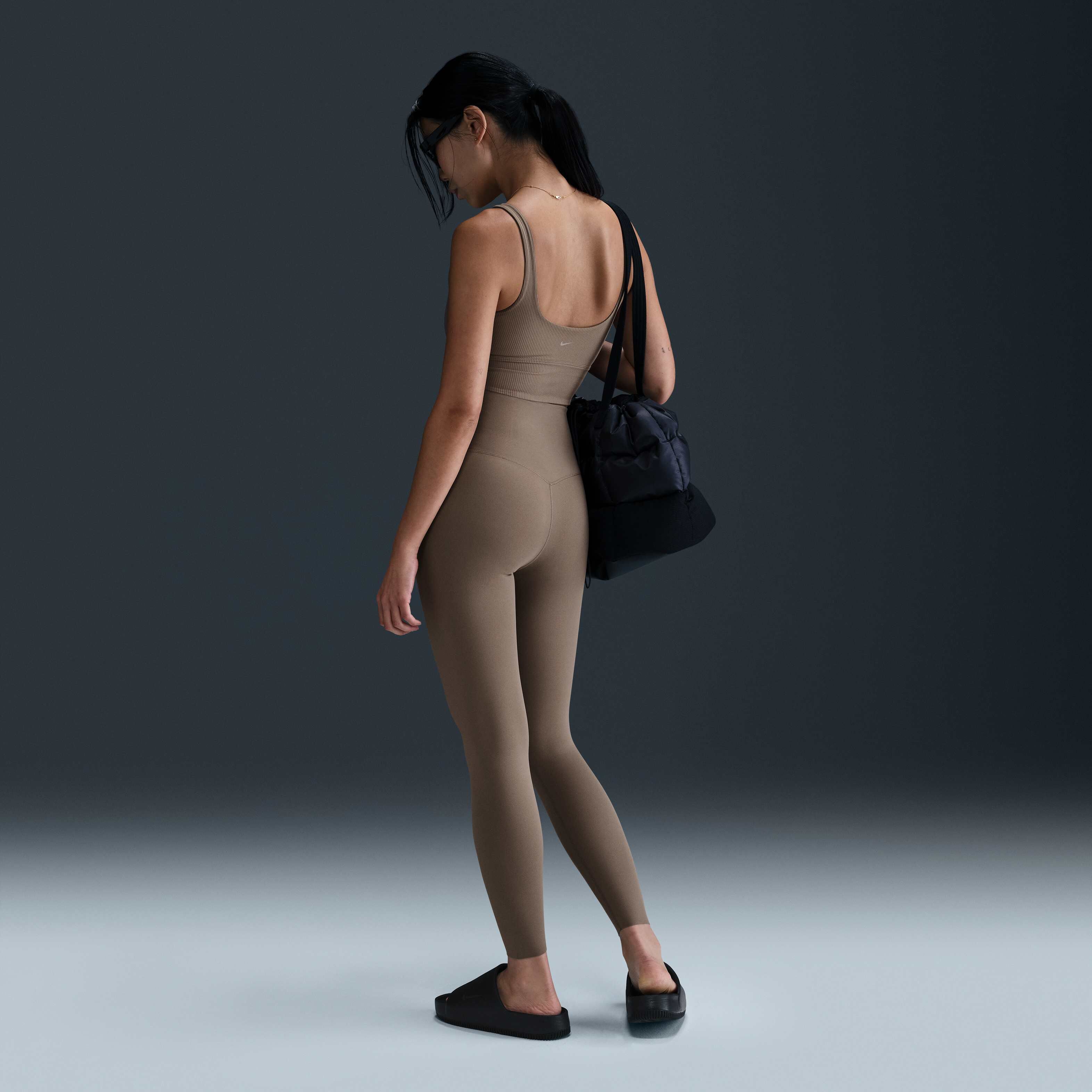 Nike Zenvy image number 3