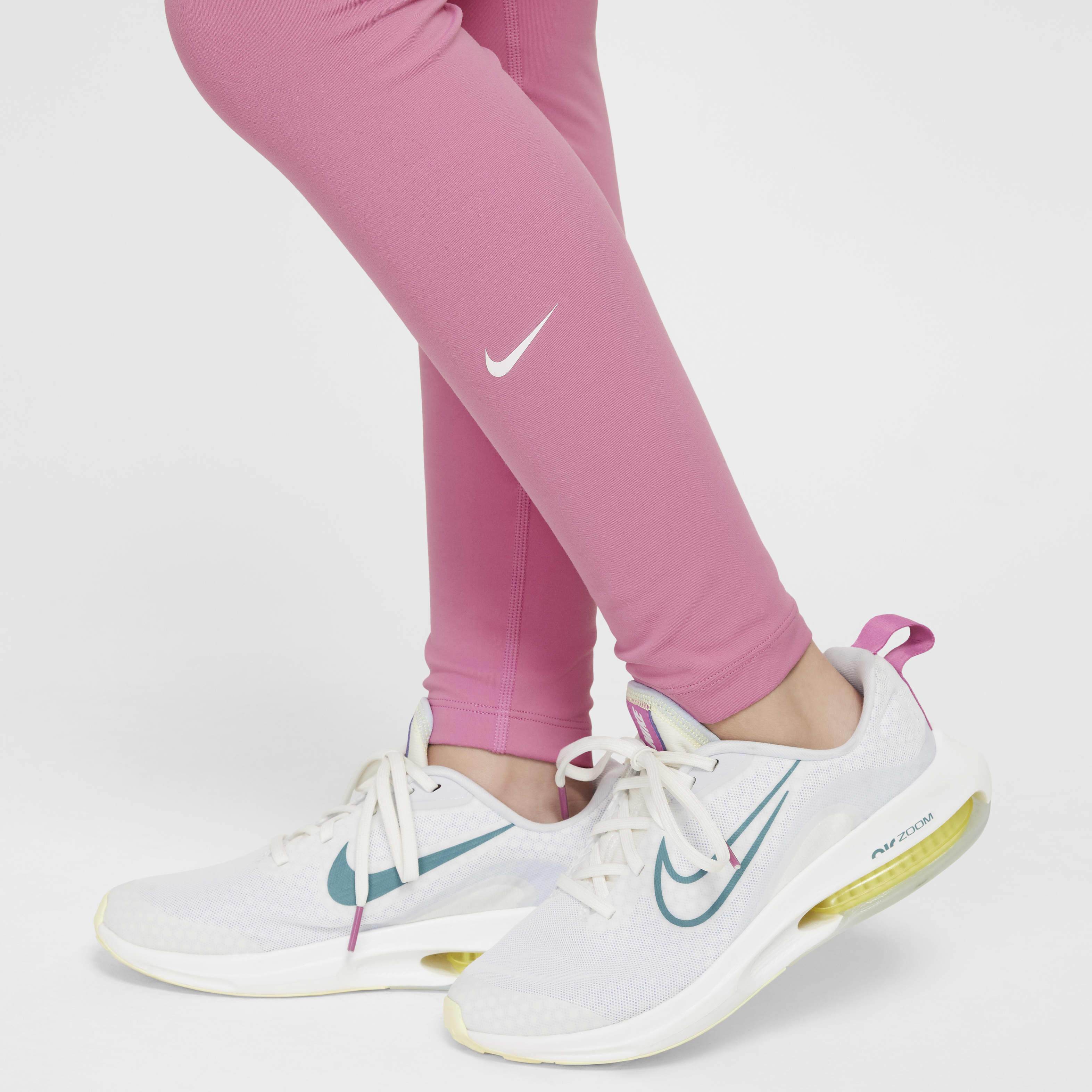 Nike One image number 2