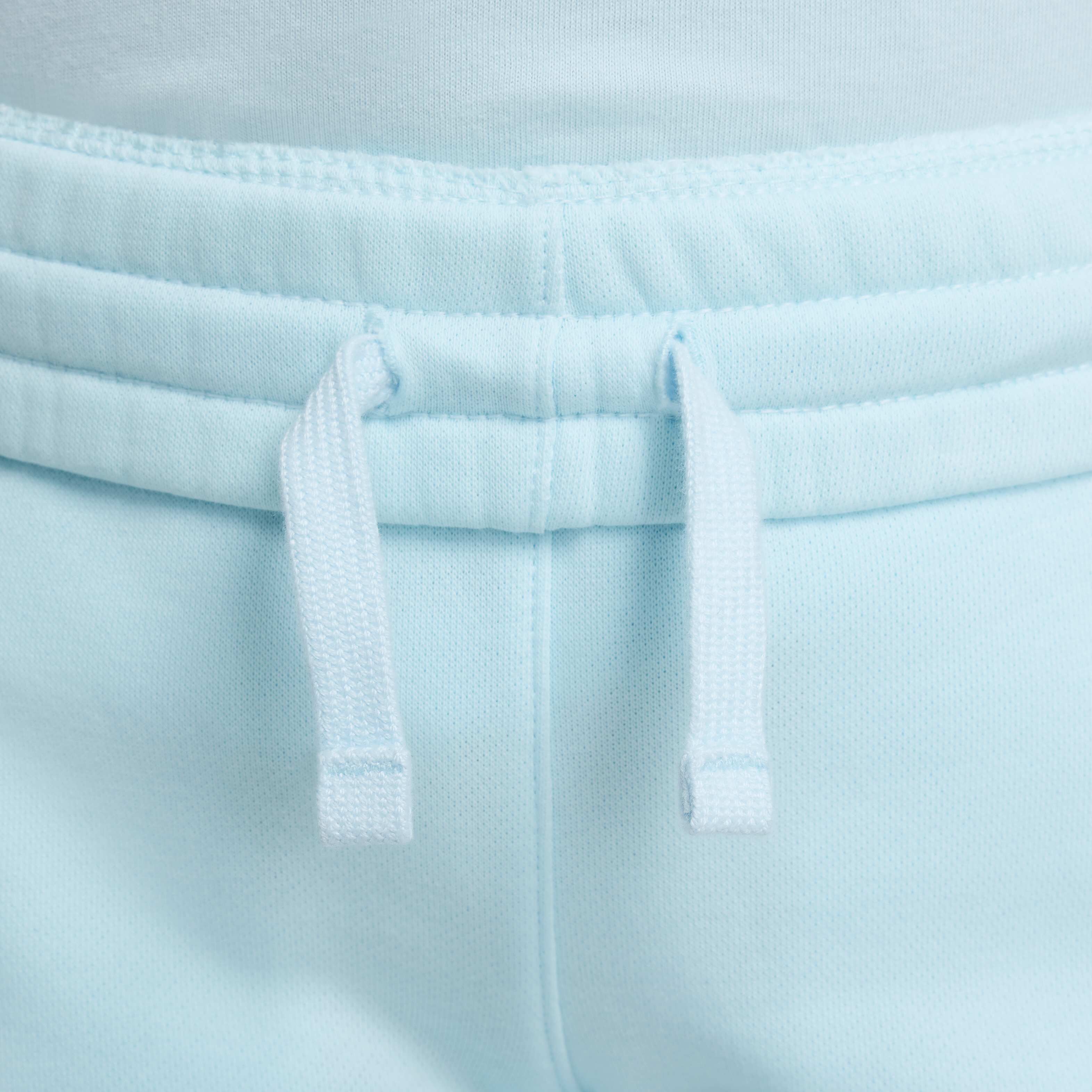 نايكي سبورتسوير كلوب فليس image number 3