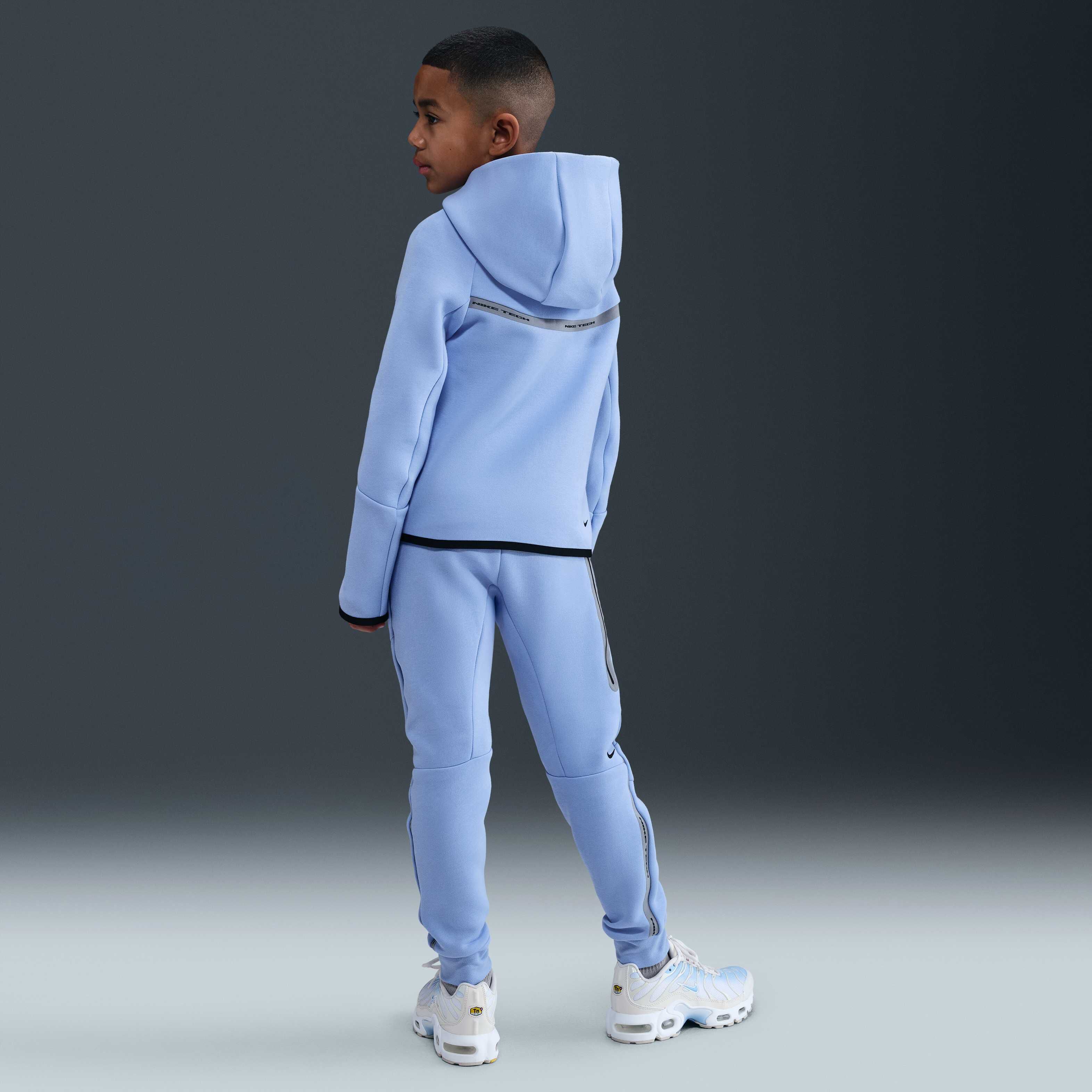 Nike Sportswear Tech Fleece image number 5