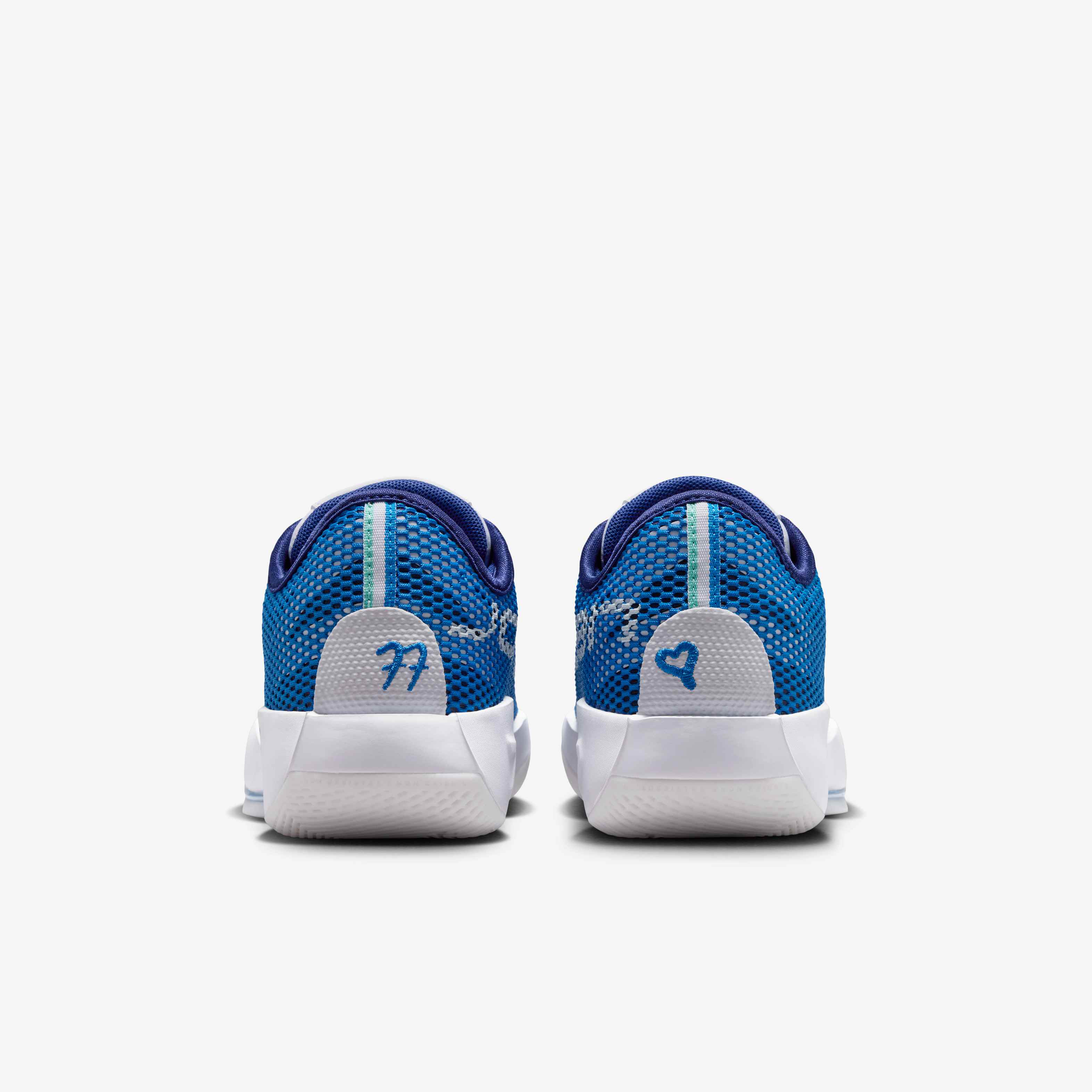 Luka 77 'Bred' image number 5