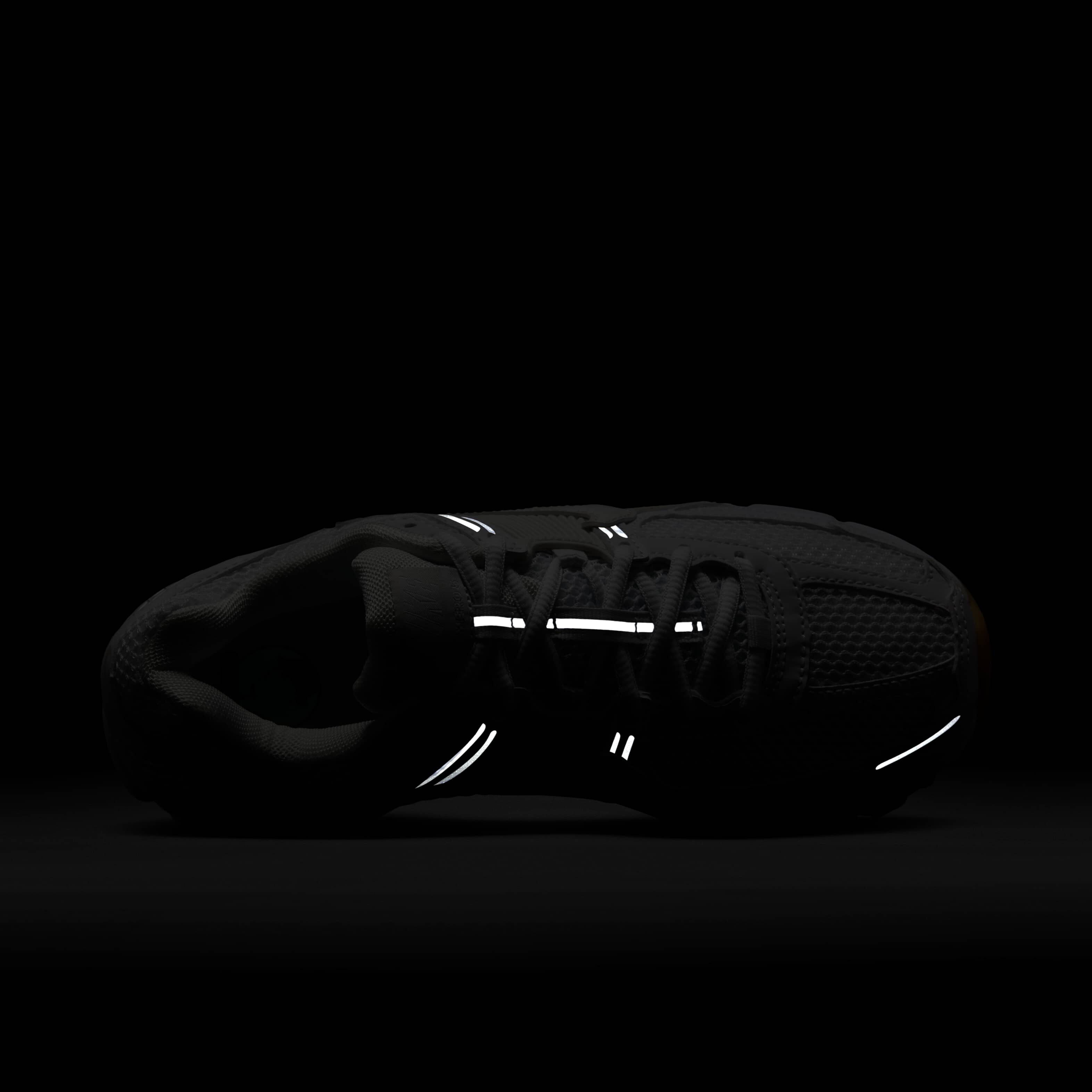 نايكي زووم فوميرو 5 image number 8