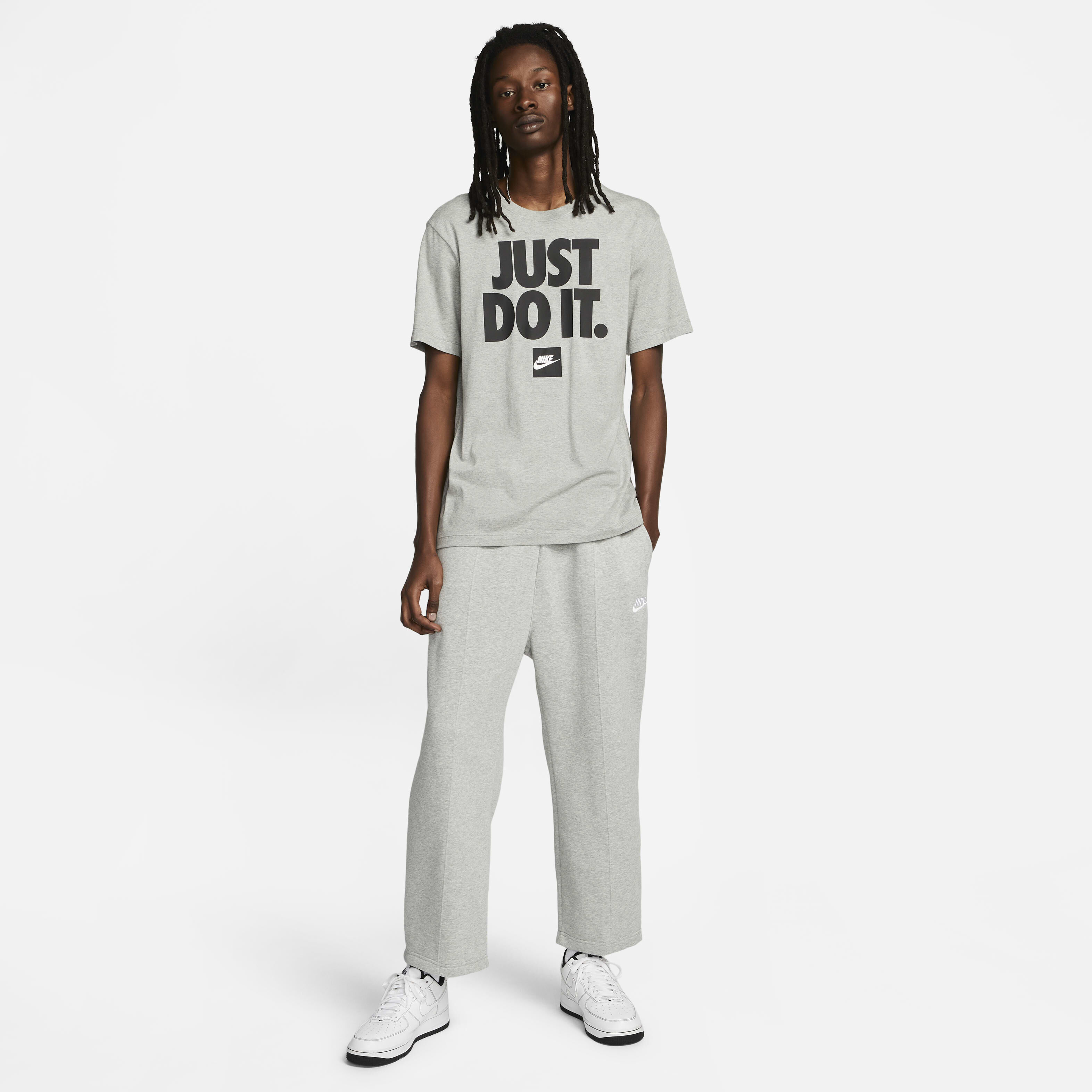 نايكي سبورتسوير image number 3