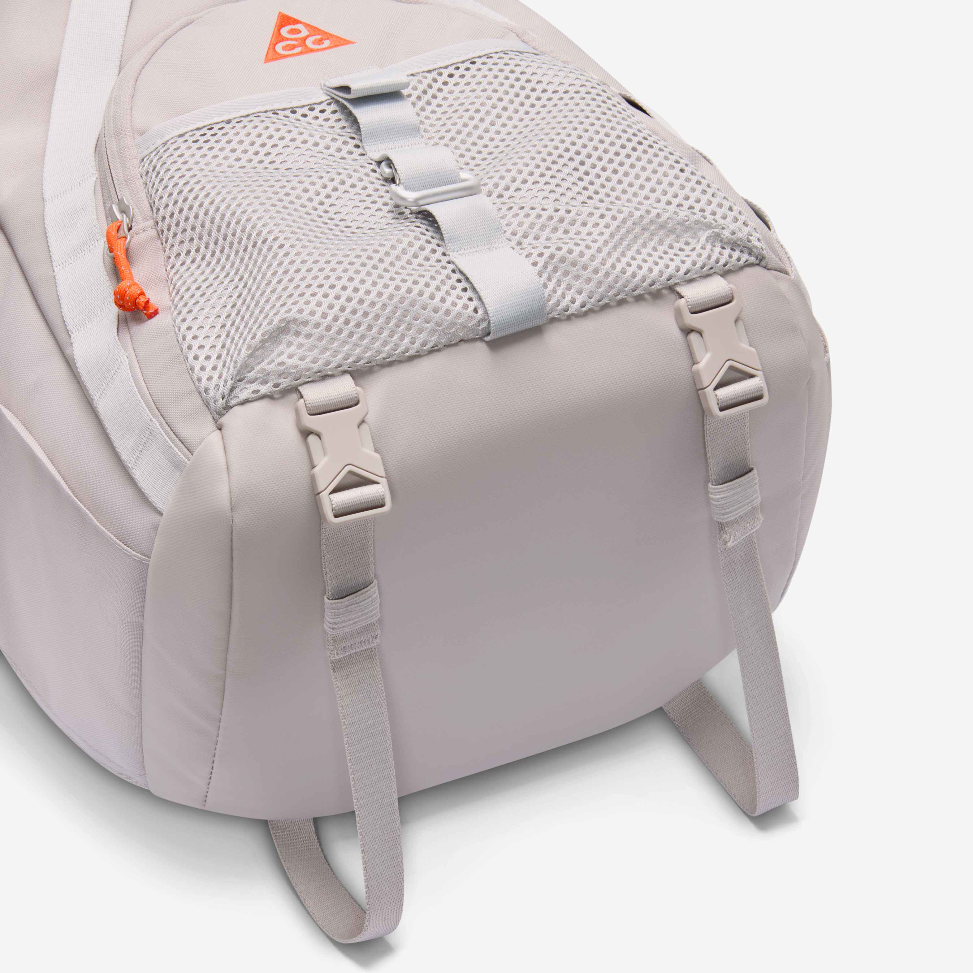 Nike ACG 'DAYMAX' image number 8